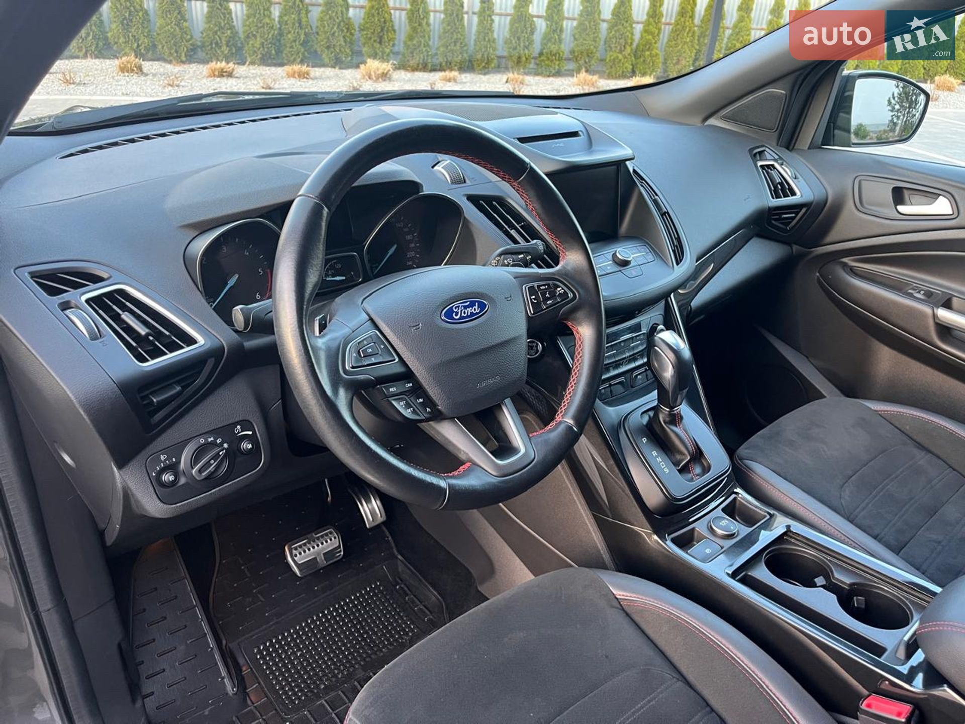 Ford Kuga 2018 VIN WF0AXXWPMAJY22208 фото оголошення 45 з 95