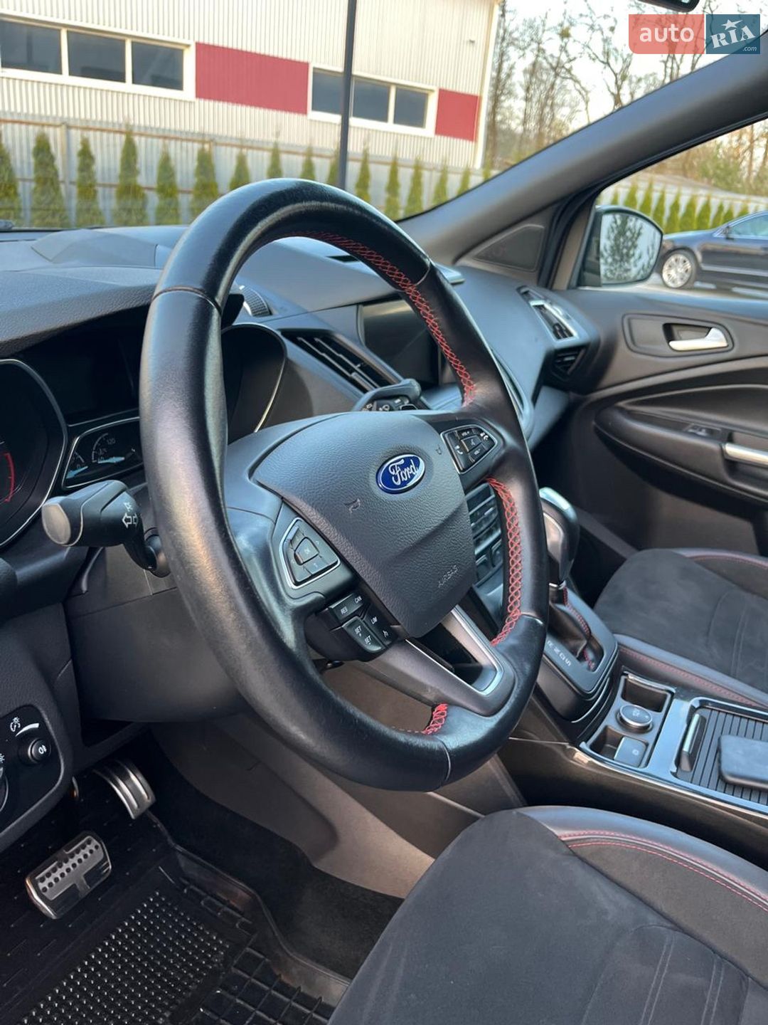 Ford Kuga 2018 VIN WF0AXXWPMAJY22208 фото оголошення 61 з 95