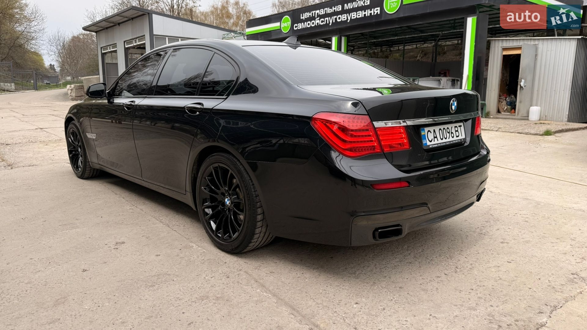 BMW 7 Series 2010 VIN WBAKC01050C498691 фото оголошення 16 з 35