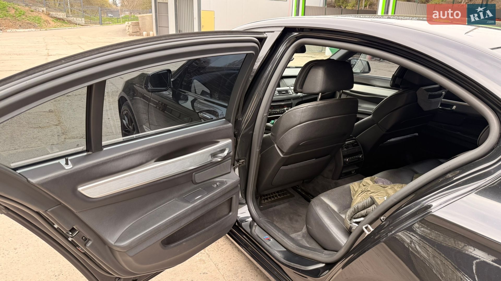 BMW 7 Series 2010 VIN WBAKC01050C498691 фото оголошення 20 з 35