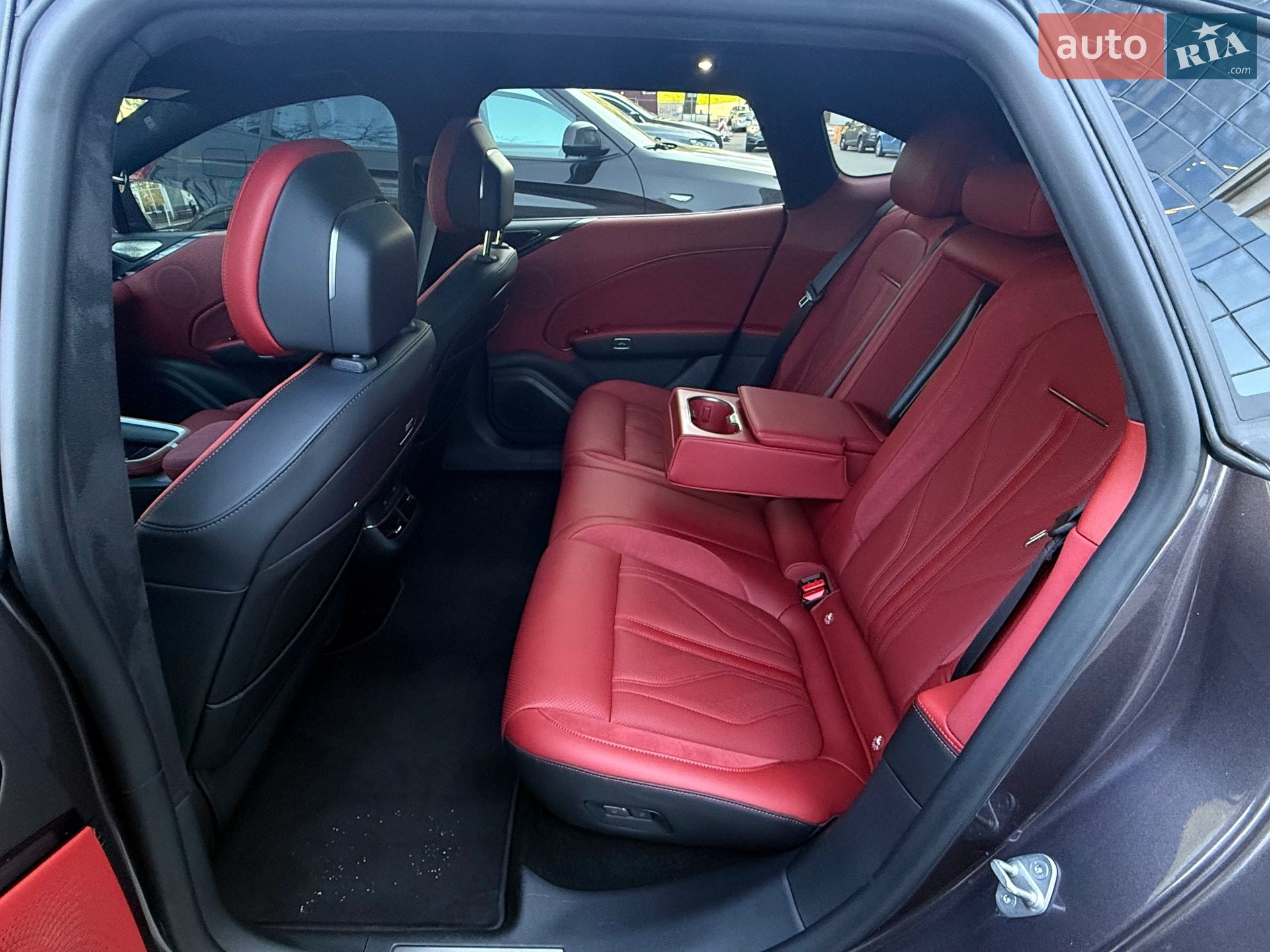 Zeekr 007 GT 2025 VIN L6T79NCE0SN043060 фото оголошення 11 з 18
