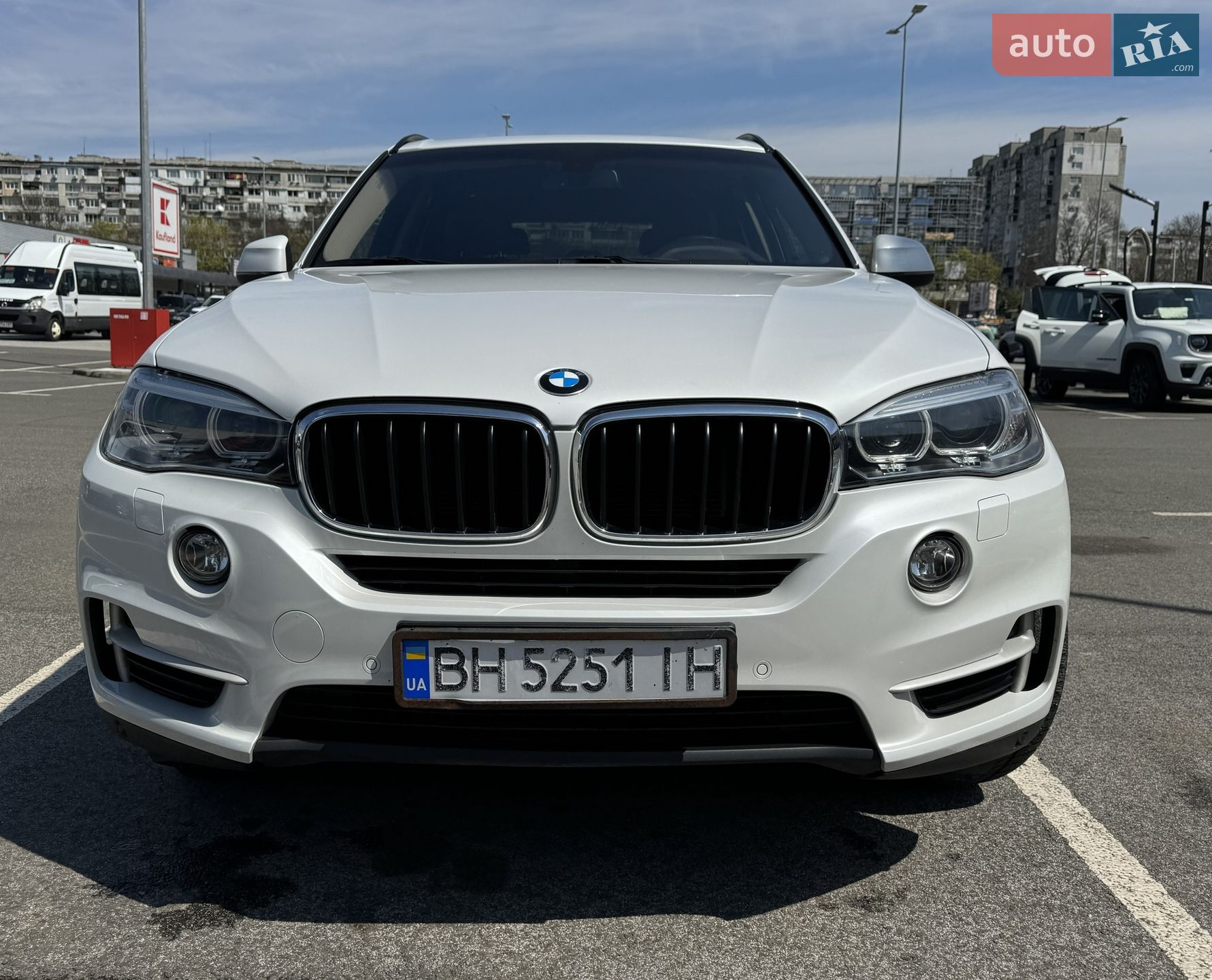 BMW X5 2018 VIN WBALS010500Z88704 фото оголошення 3 з 12