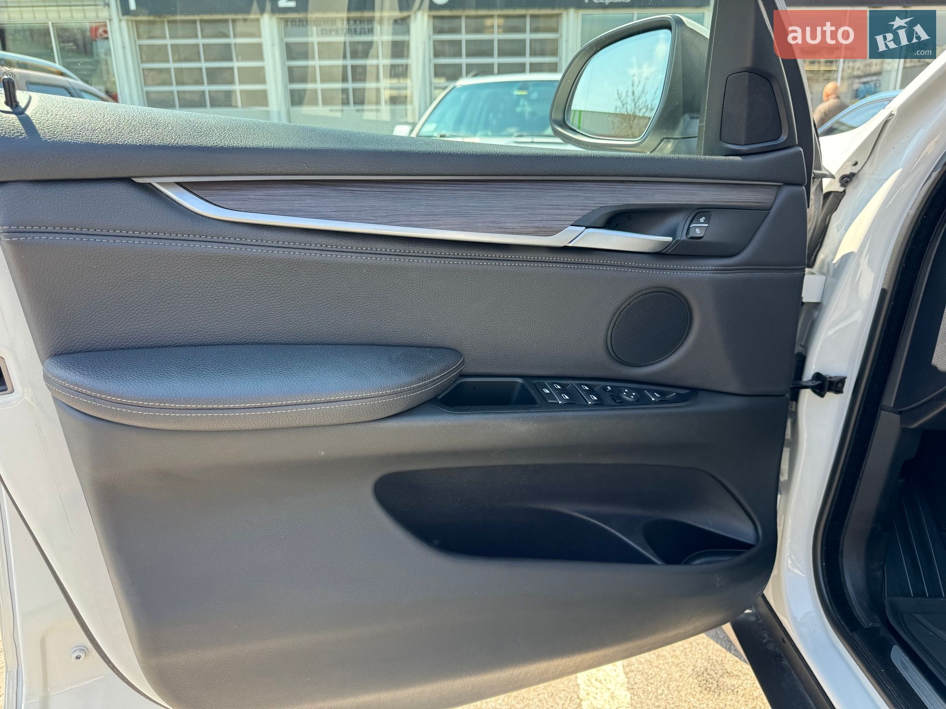 BMW X5 2018 VIN WBALS010500Z88704 фото оголошення 9 з 12