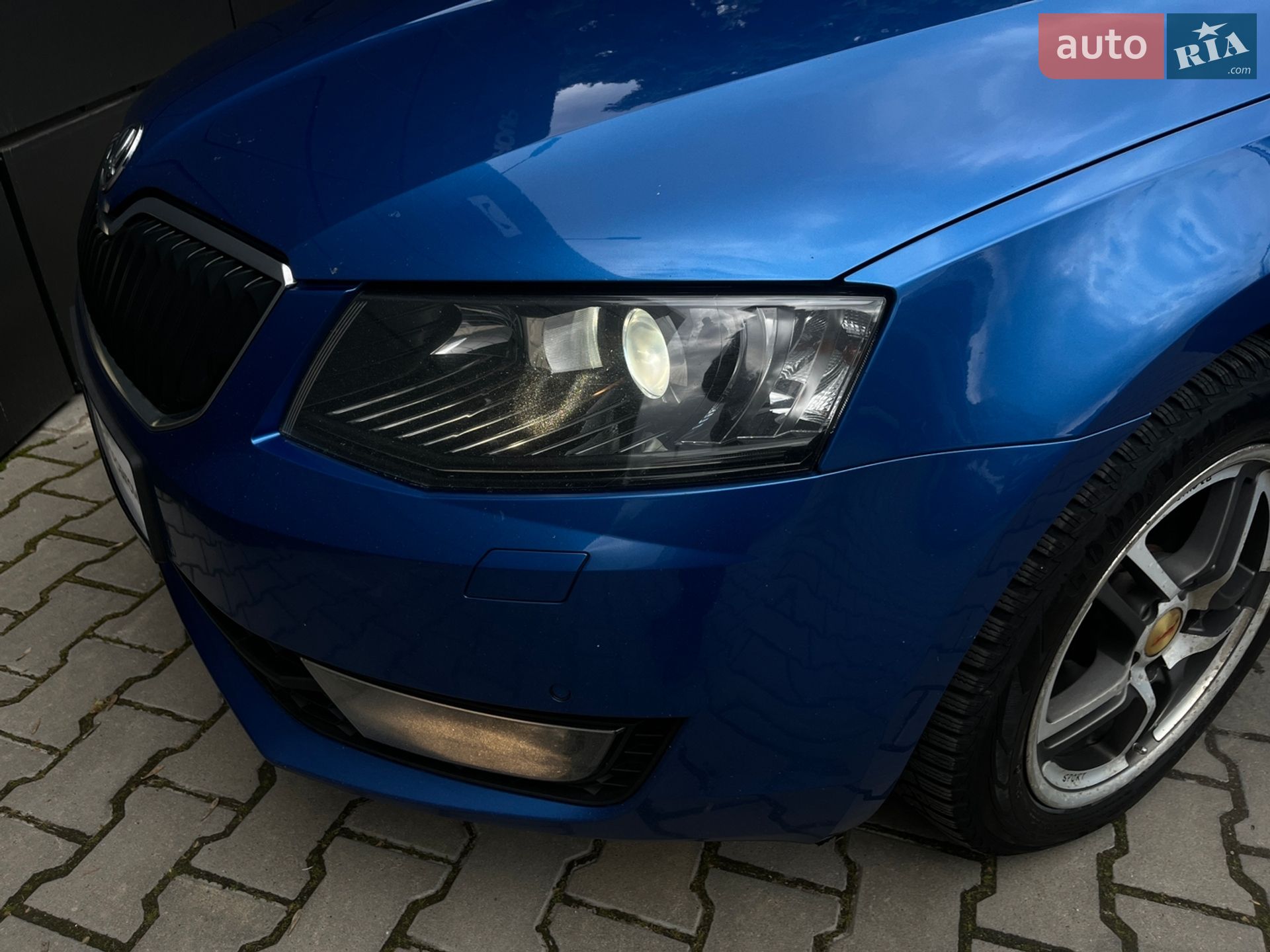 Skoda Octavia 2015 VIN TMBAG9NE0F0253210 фото оголошення 6 з 19