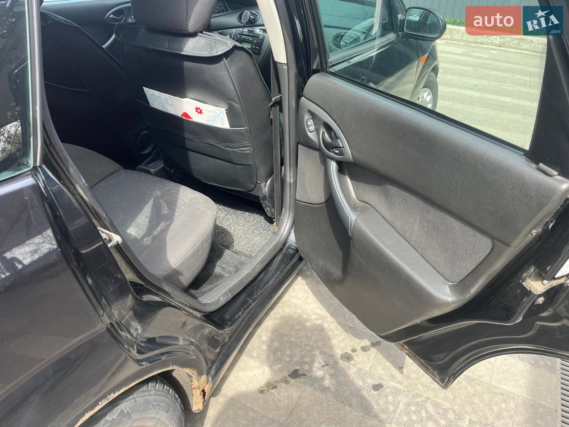 Ford Focus 2003 VIN WF0AXXGCDA3U64204 фото оголошення 11 з 17