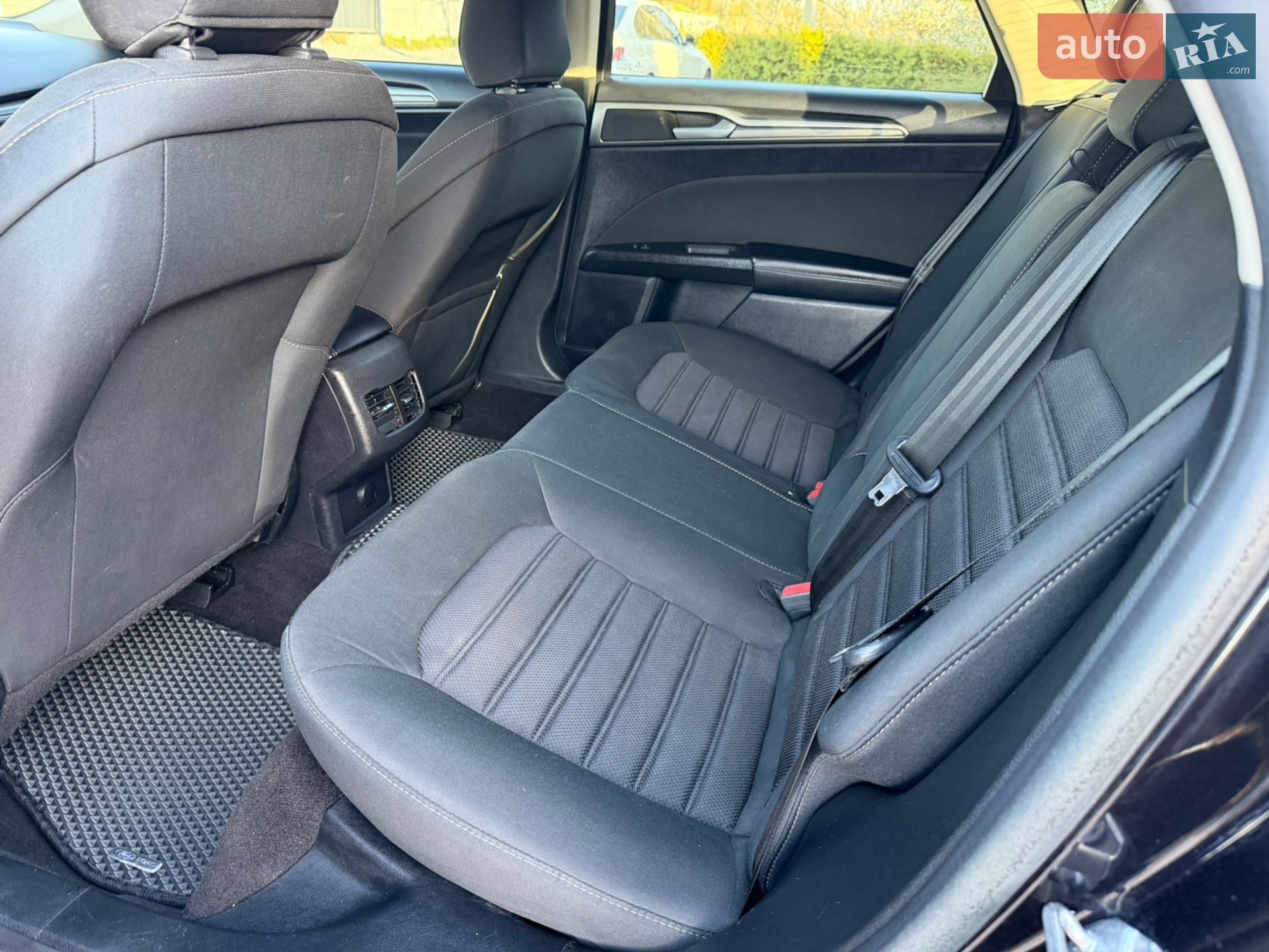 Ford Fusion 2020 VIN 3FA6P0HD3LR143015 фото оголошення 12 з 56