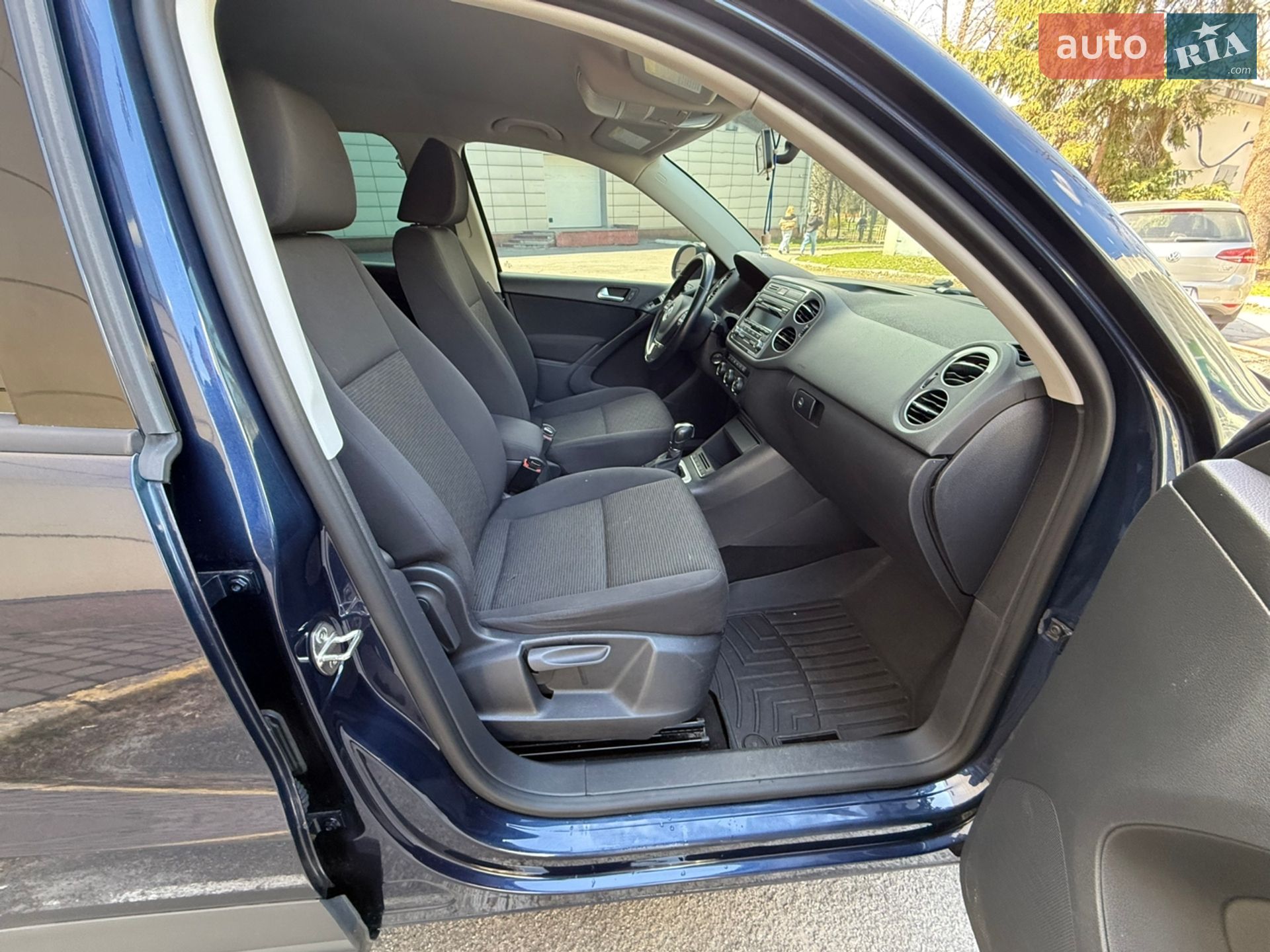 Volkswagen Tiguan 2014 VIN WVGJV3AX5EW578596 фото оголошення 8 з 26