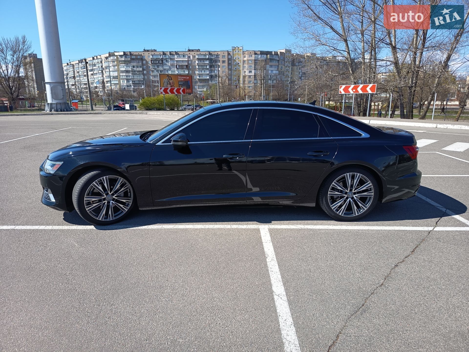 Audi A6 2019 VIN WAUD8AF28LN038685 фото оголошення 2 з 14