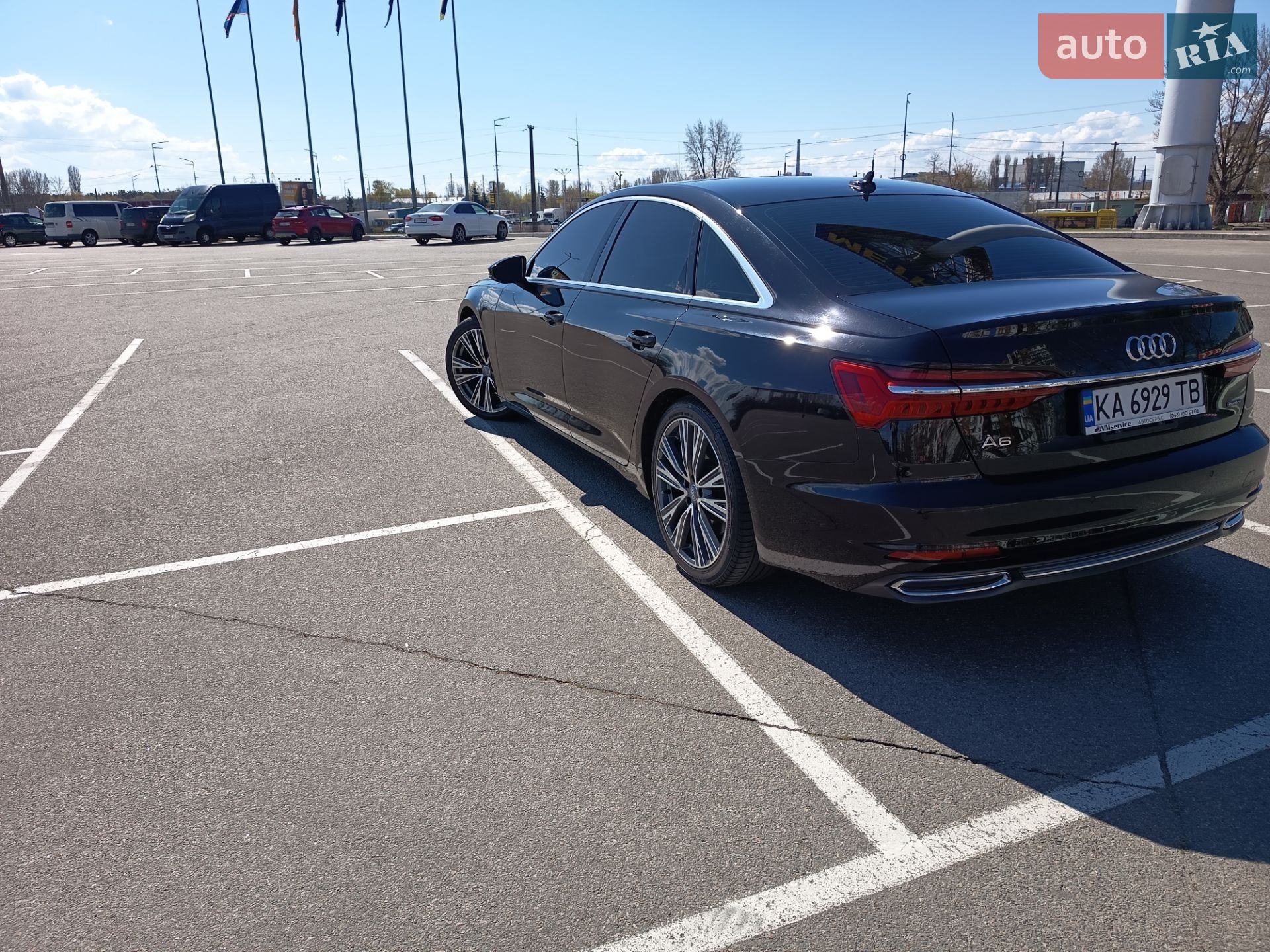 Audi A6 2019 VIN WAUD8AF28LN038685 фото оголошення 3 з 14