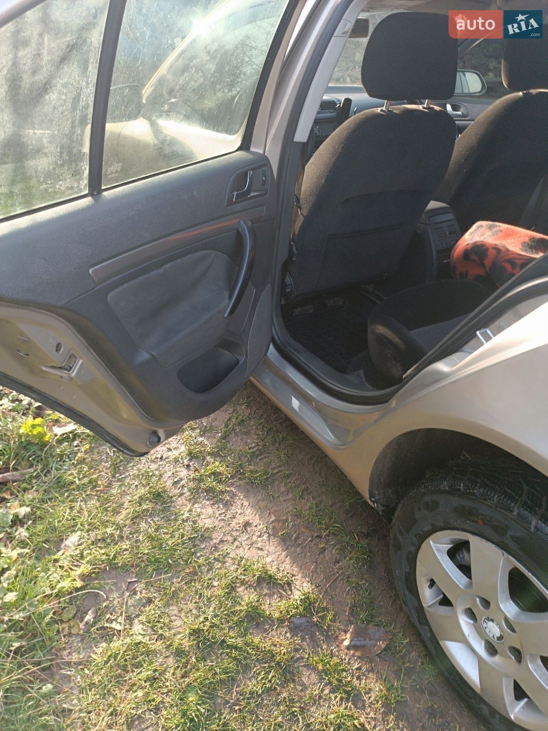 Skoda Octavia 2005 VIN TMBBA41Z552082796 фото оголошення 9 з 25