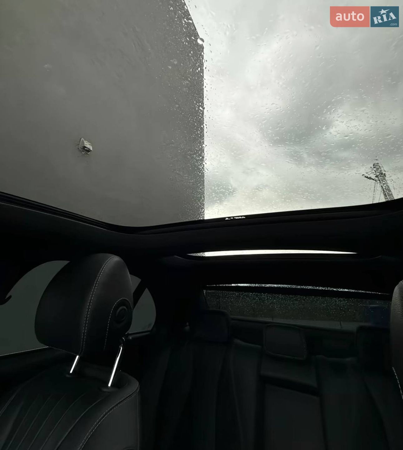 Mercedes-Benz E-Class 2018 VIN WDDZF4KB7KA510425 фото оголошення 32 з 36