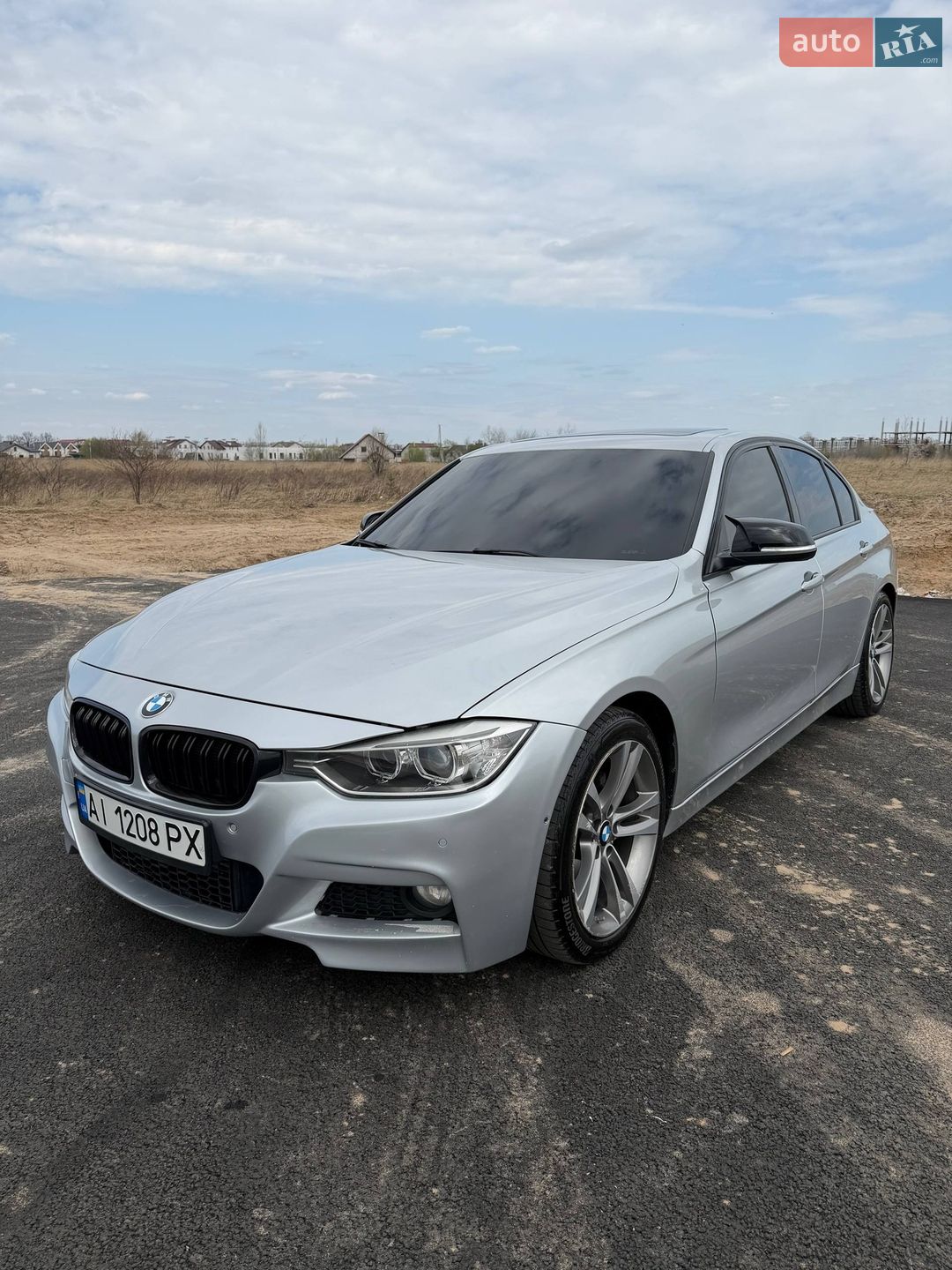 BMW 3 Series 2012 VIN WBA3A5G51DNP19109 фото оголошення 2 з 25