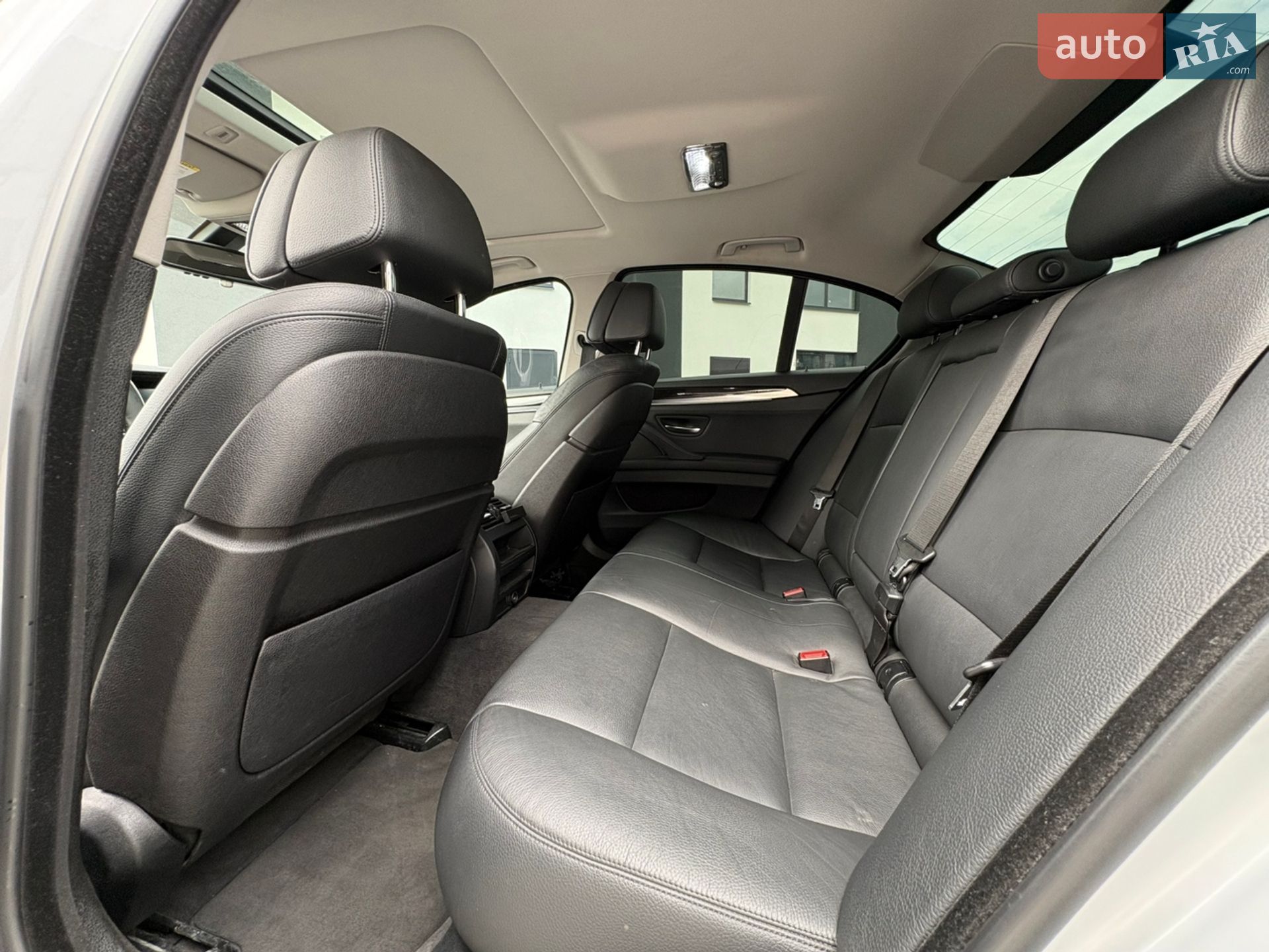 BMW 5 Series 2014 VIN WBA5A7C58ED612446 фото оголошення 19 з 63