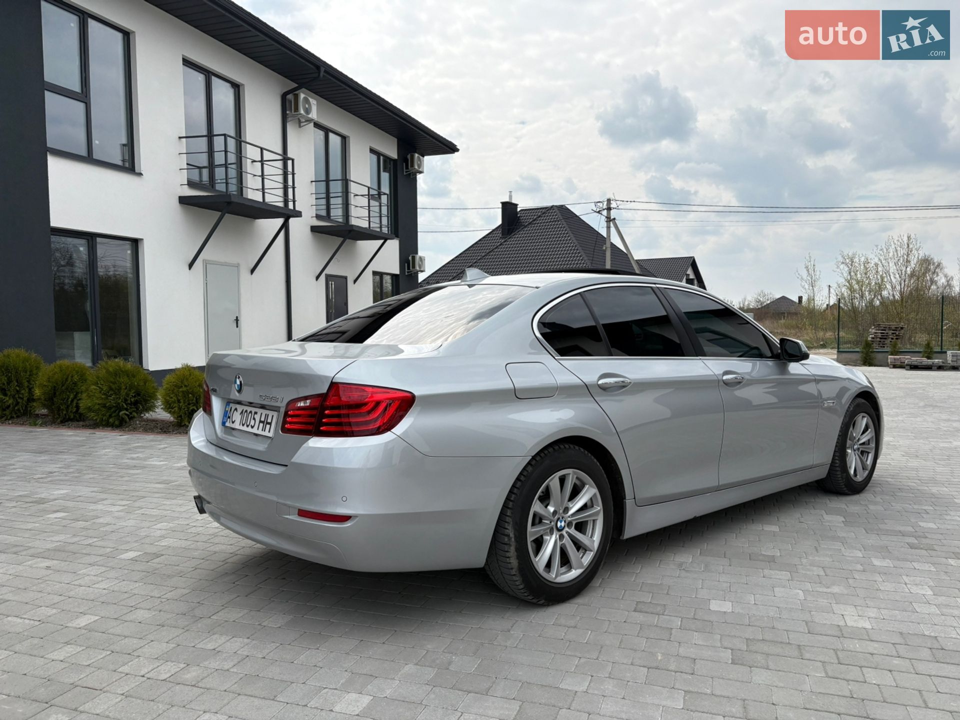 BMW 5 Series 2014 VIN WBA5A7C58ED612446 фото оголошення 32 з 63