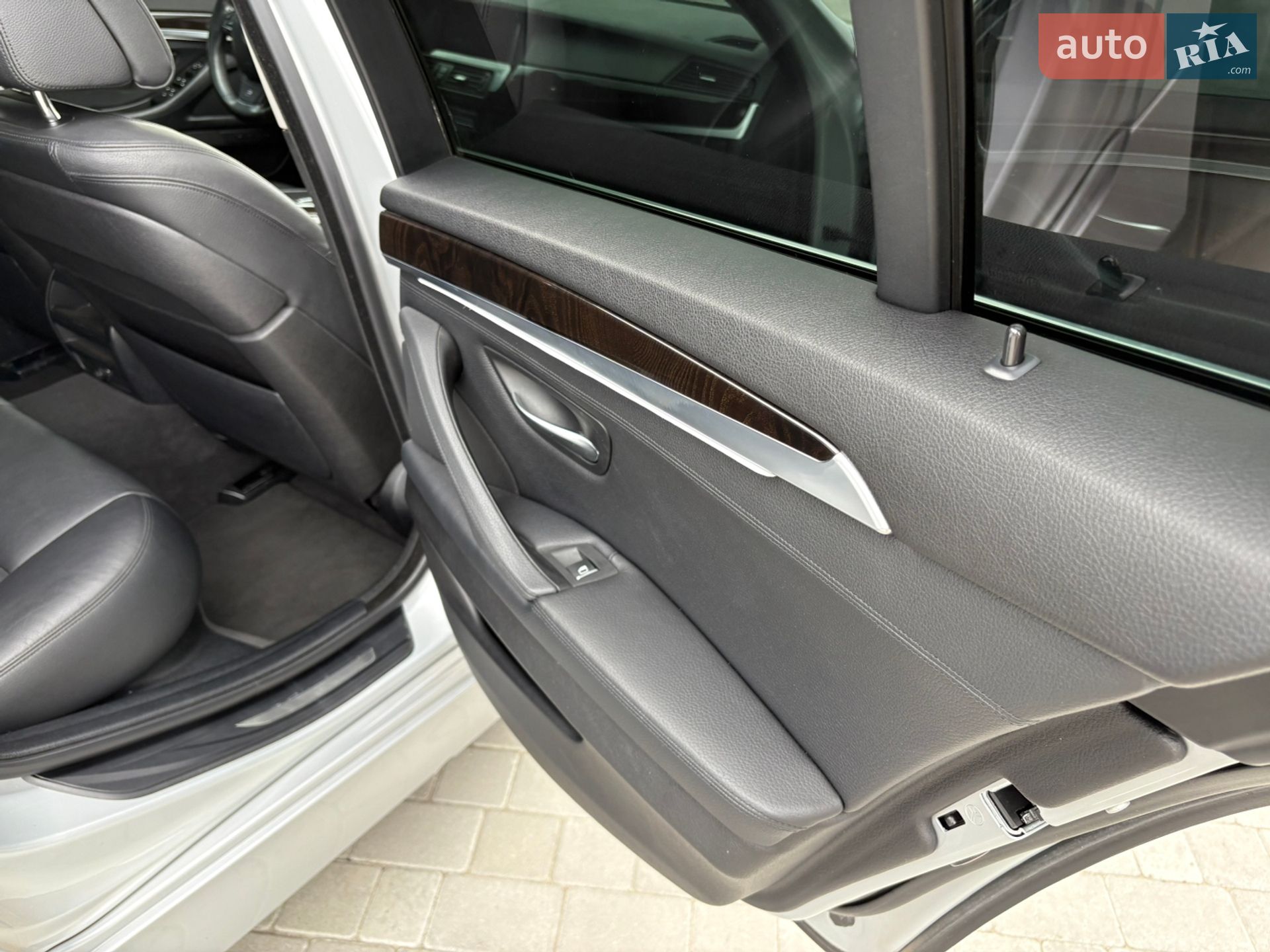 BMW 5 Series 2014 VIN WBA5A7C58ED612446 фото оголошення 39 з 63