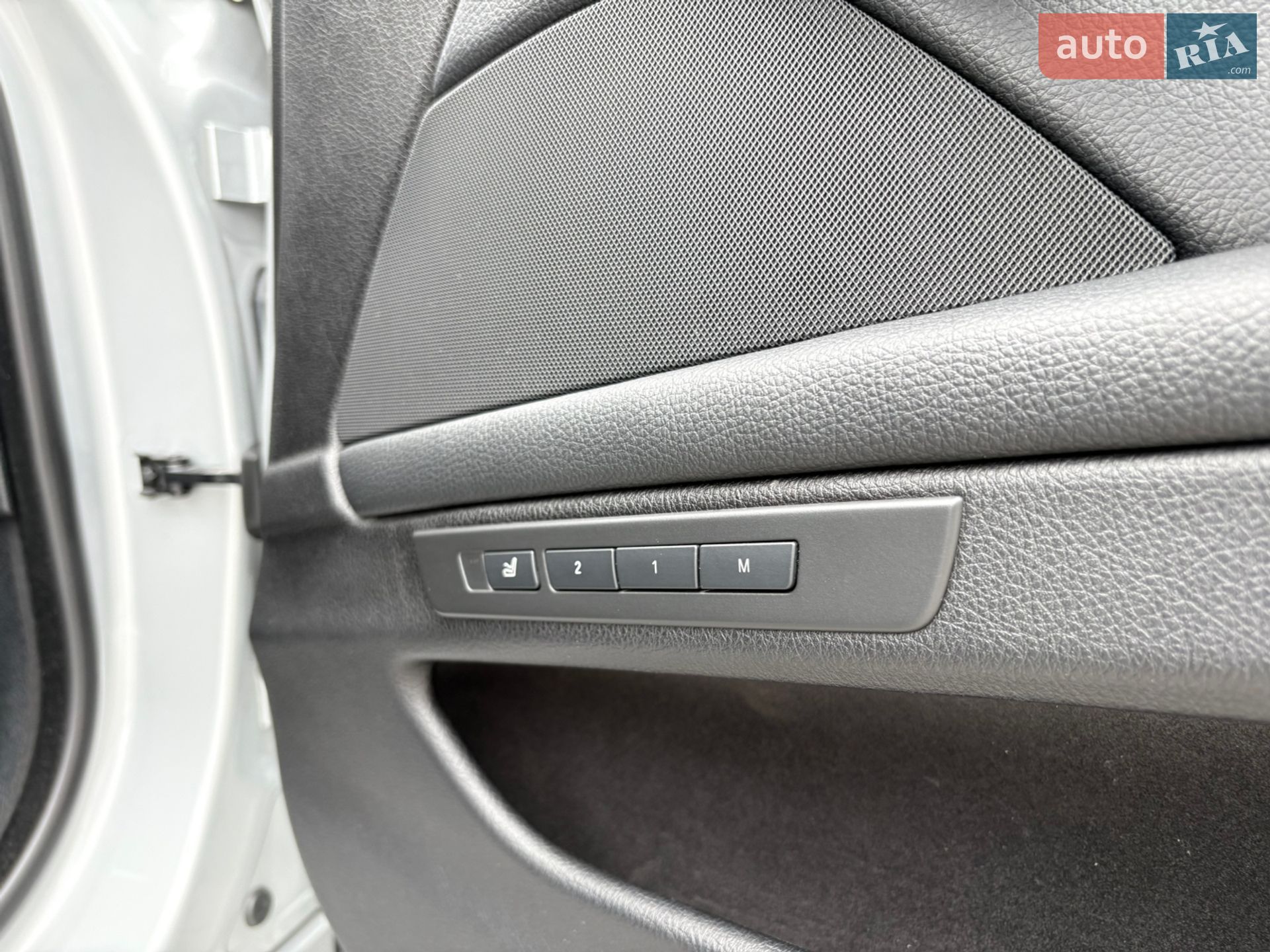 BMW 5 Series 2014 VIN WBA5A7C58ED612446 фото оголошення 53 з 63