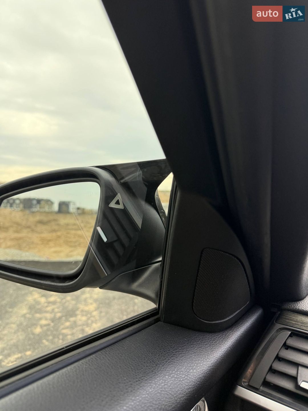 BMW 3 Series 2012 VIN WBA3A5G51DNP19109 фото оголошення 14 з 25