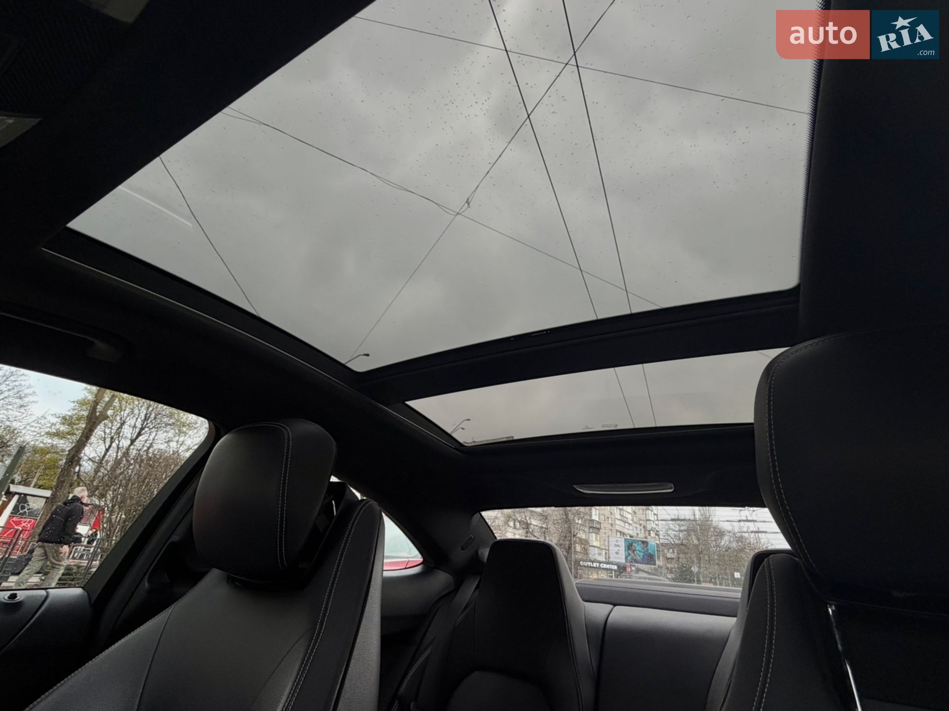 Mercedes-Benz C-Class 2012 VIN WDDGJ4HB1CF916394 фото оголошення 14 з 17