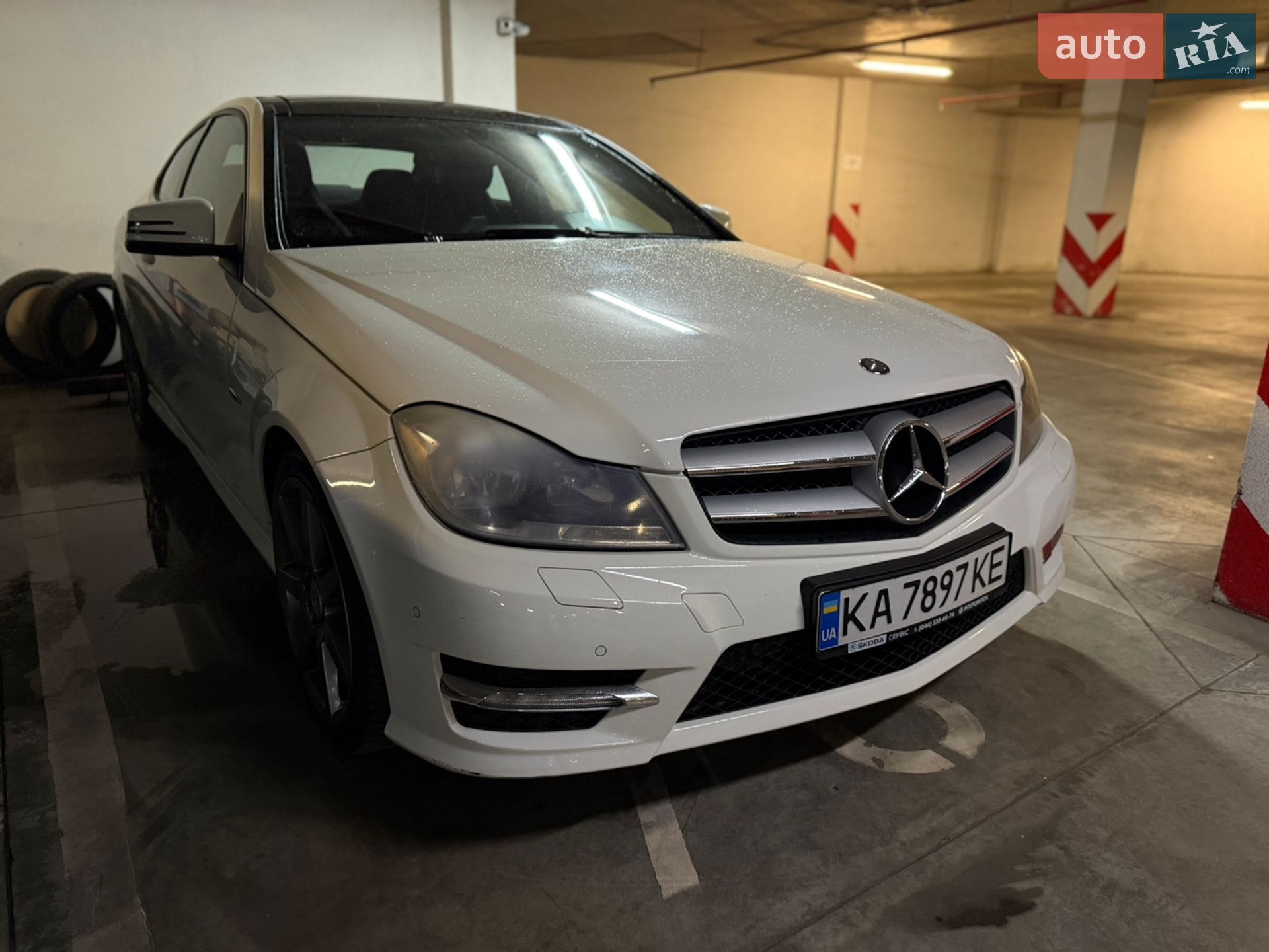 Mercedes-Benz C-Class 2012 VIN WDDGJ4HB1CF916394 фото оголошення 16 з 17