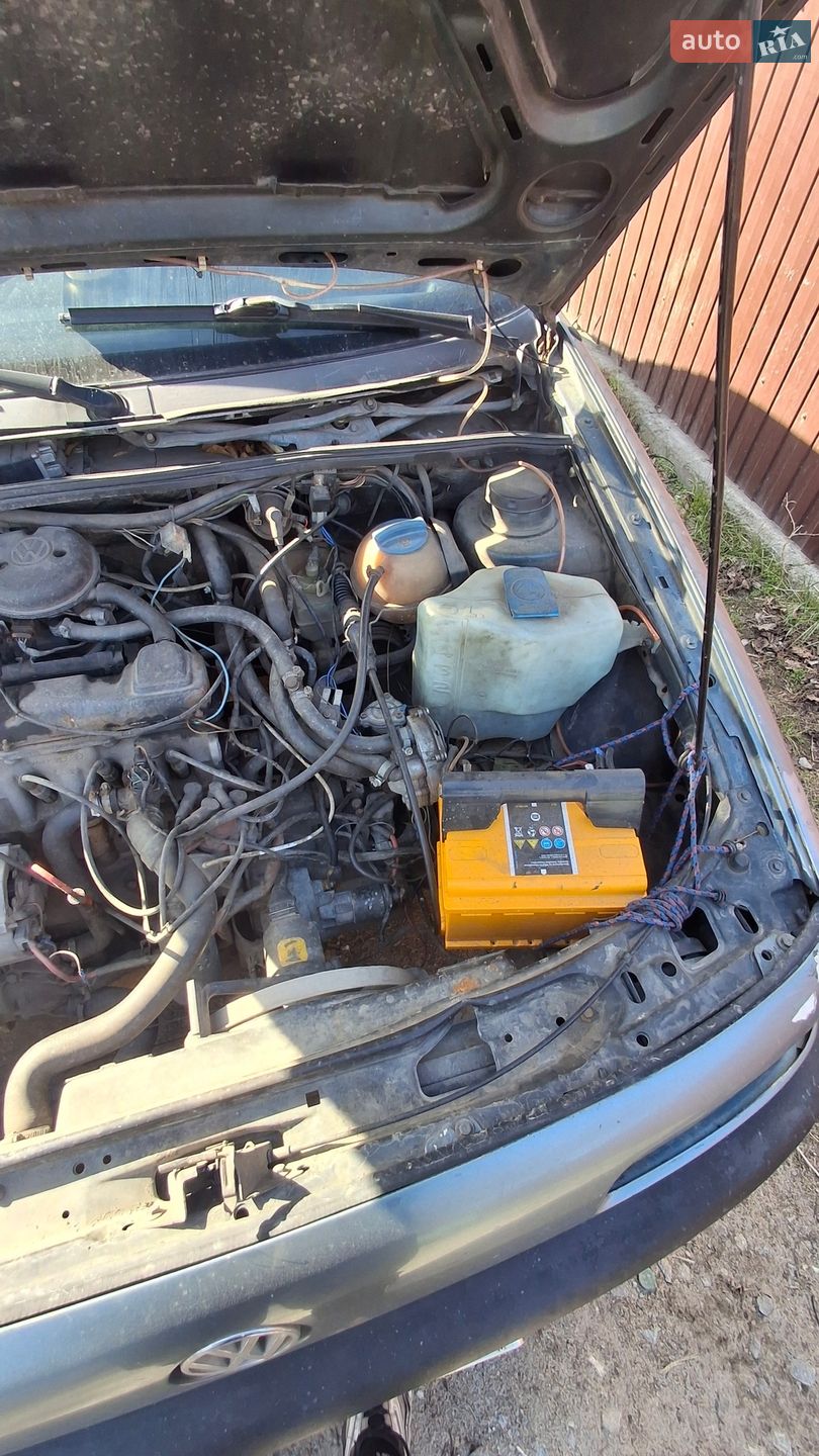 Volkswagen Passat 1990 VIN WVWZZZ31ZLB139513 фото оголошення 11 з 16
