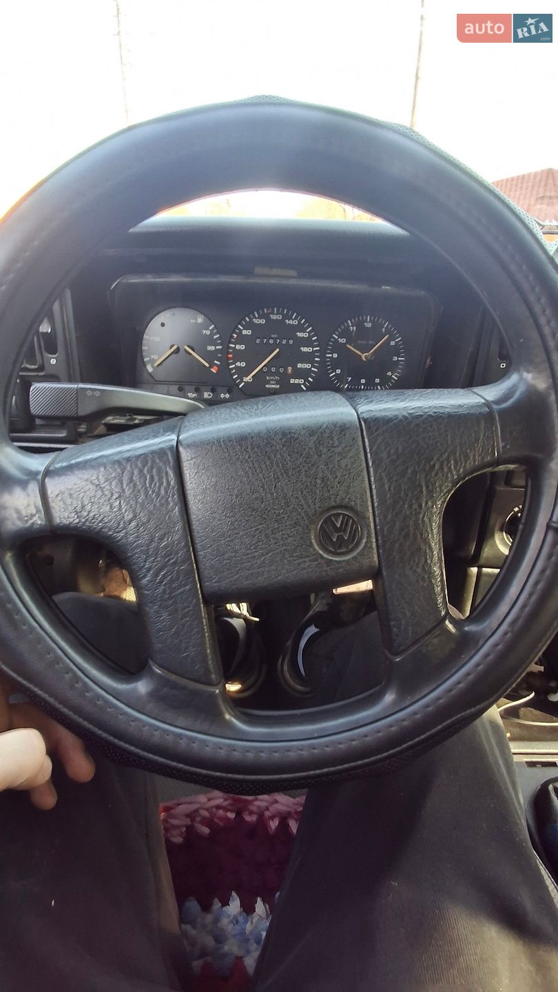 Volkswagen Passat 1990 VIN WVWZZZ31ZLB139513 фото оголошення 15 з 16