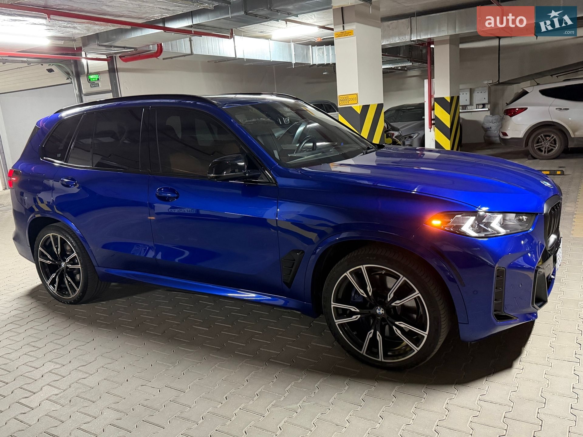 BMW X5 2023 VIN 5UX33EU05R9S81764 фото оголошення 22 з 63