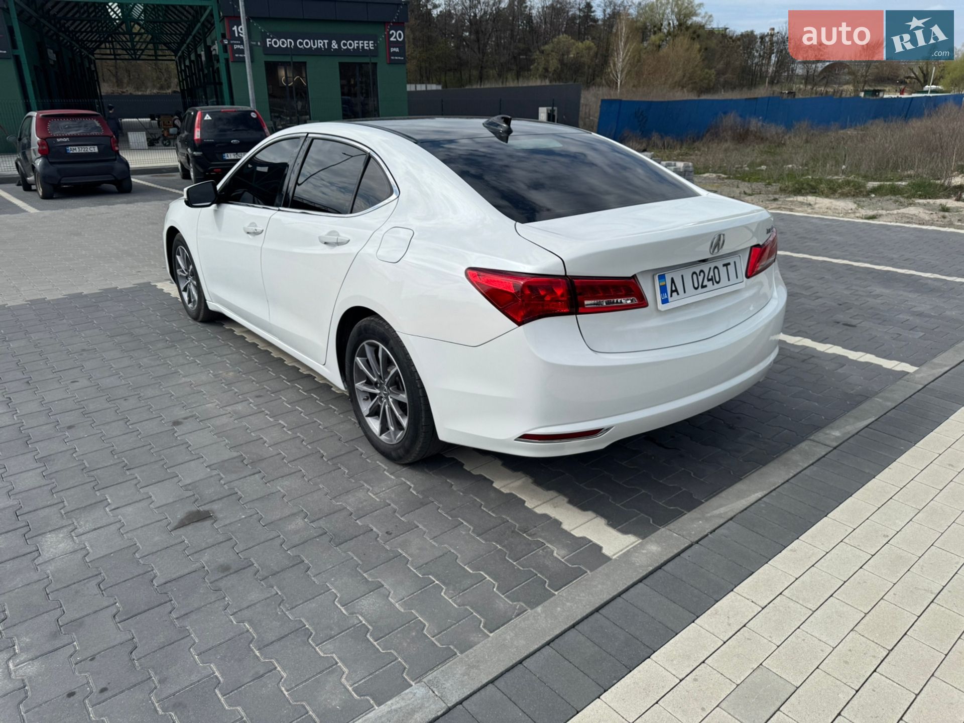 Acura TLX 2019 VIN 19UUB1F36LA002225 фото оголошення 3 з 17