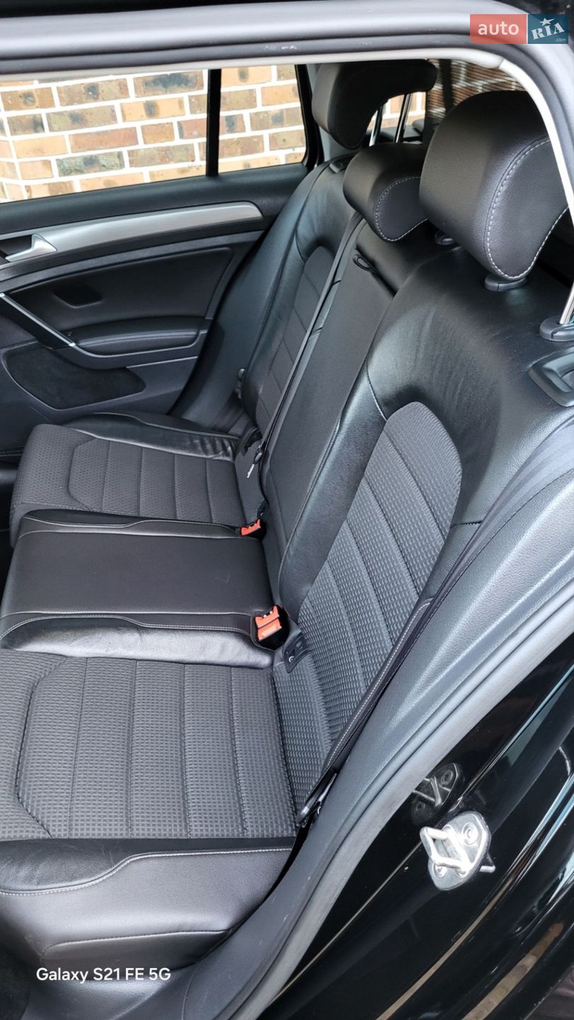 Volkswagen Golf 2015 VIN WVWZZZAUZFP631294 фото оголошення 9 з 45