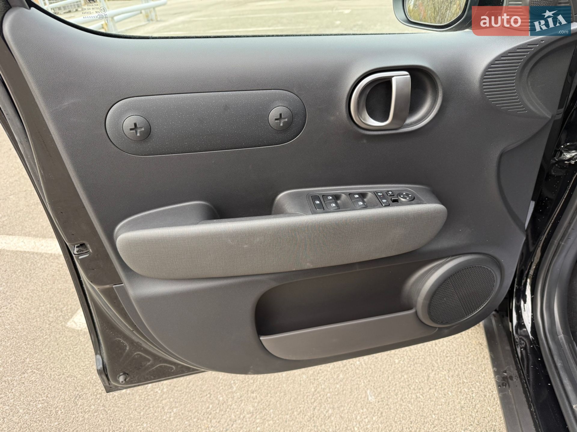 Hyundai Inster EV 2025 VIN KMHB55125SW017623 фото оголошення 16 з 60