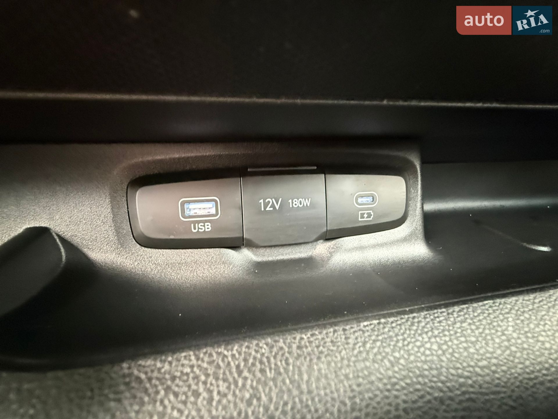 Hyundai Inster EV 2025 VIN KMHB55125SW017623 фото оголошення 22 з 60