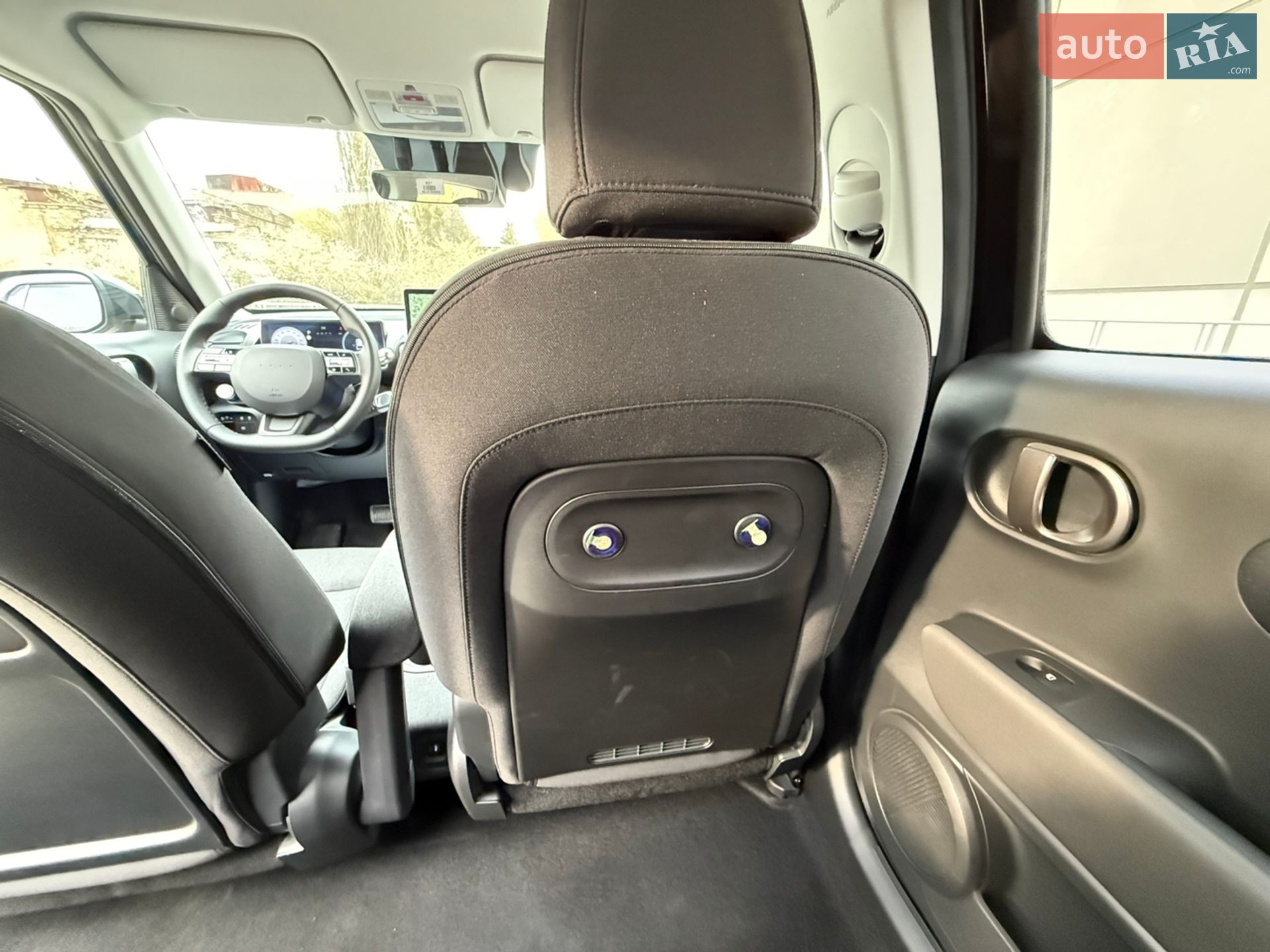 Hyundai Inster EV 2025 VIN KMHB55125SW017623 фото оголошення 38 з 60