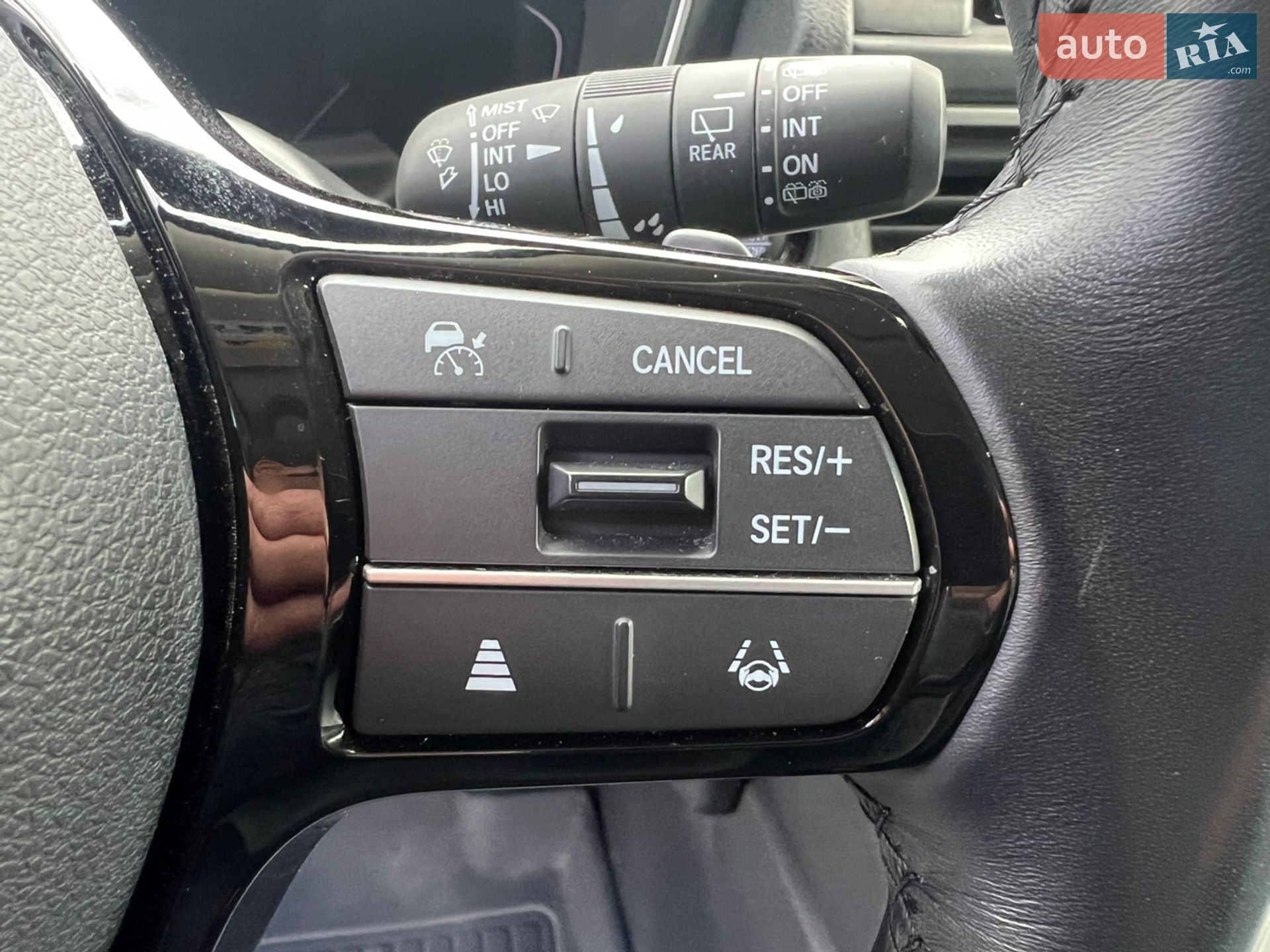 Honda Pilot 2023 VIN 5FNYG1H49PB003700 фото оголошення 7 з 43