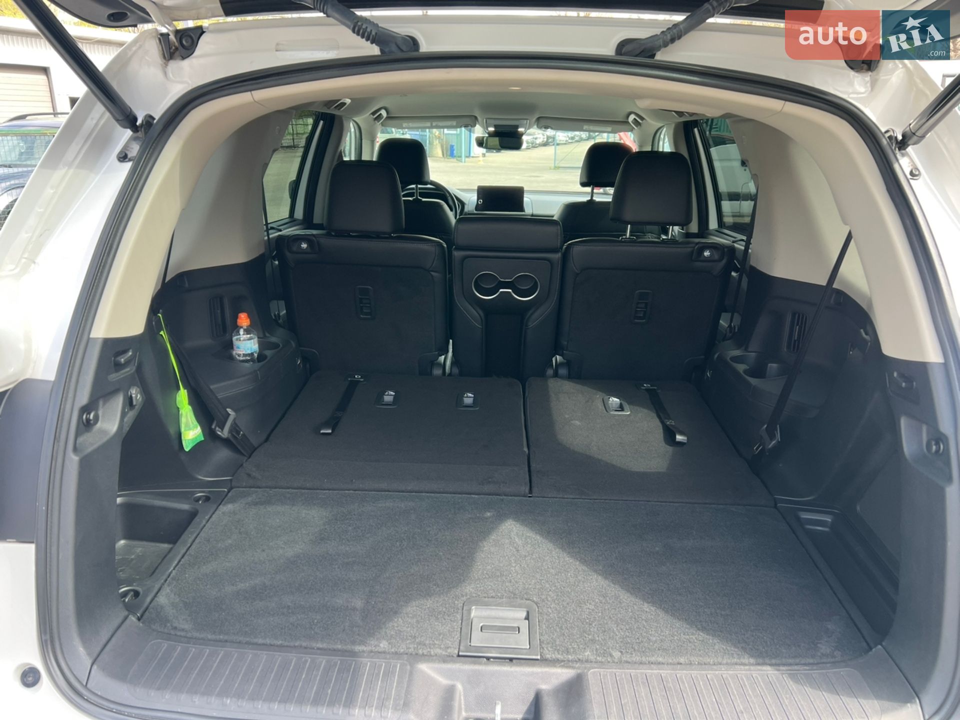 Honda Pilot 2023 VIN 5FNYG1H49PB003700 фото оголошення 26 з 43