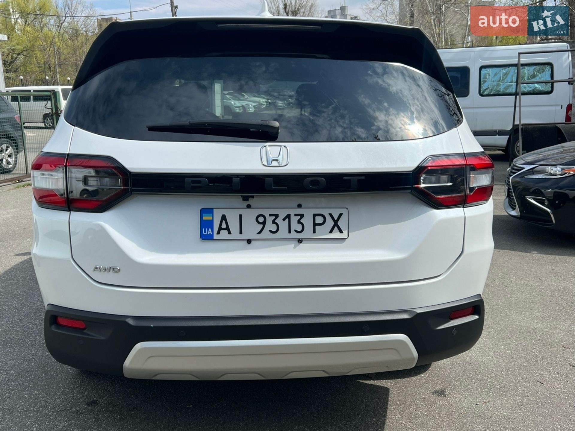 Honda Pilot 2023 VIN 5FNYG1H49PB003700 фото оголошення 35 з 43