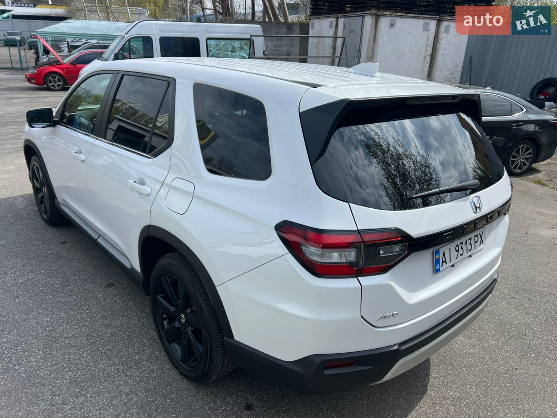Honda Pilot 2023 VIN 5FNYG1H49PB003700 фото оголошення 38 з 43