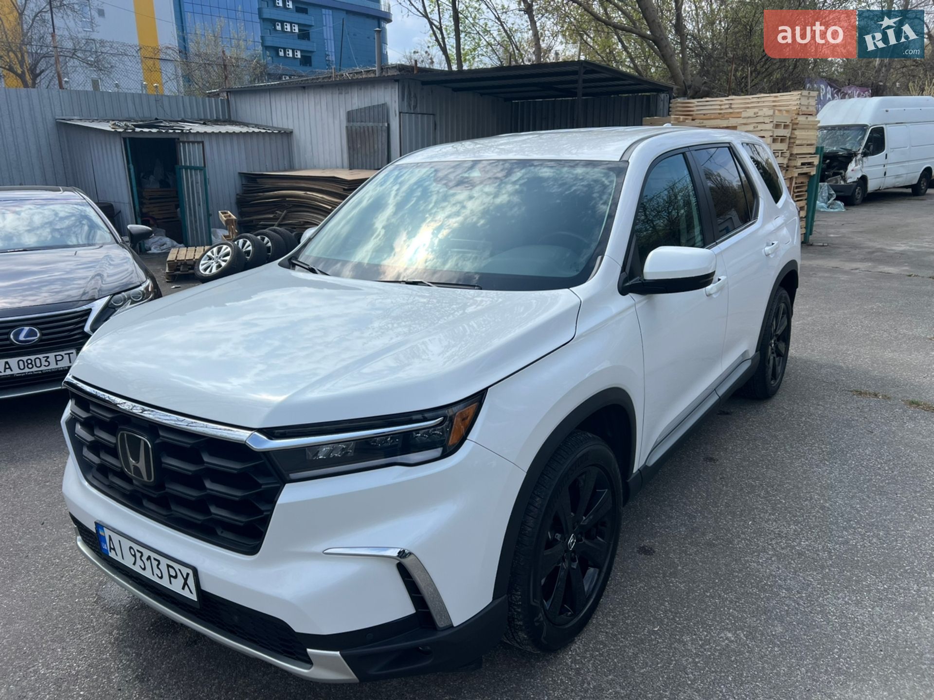 Honda Pilot 2023 VIN 5FNYG1H49PB003700 фото оголошення 42 з 43