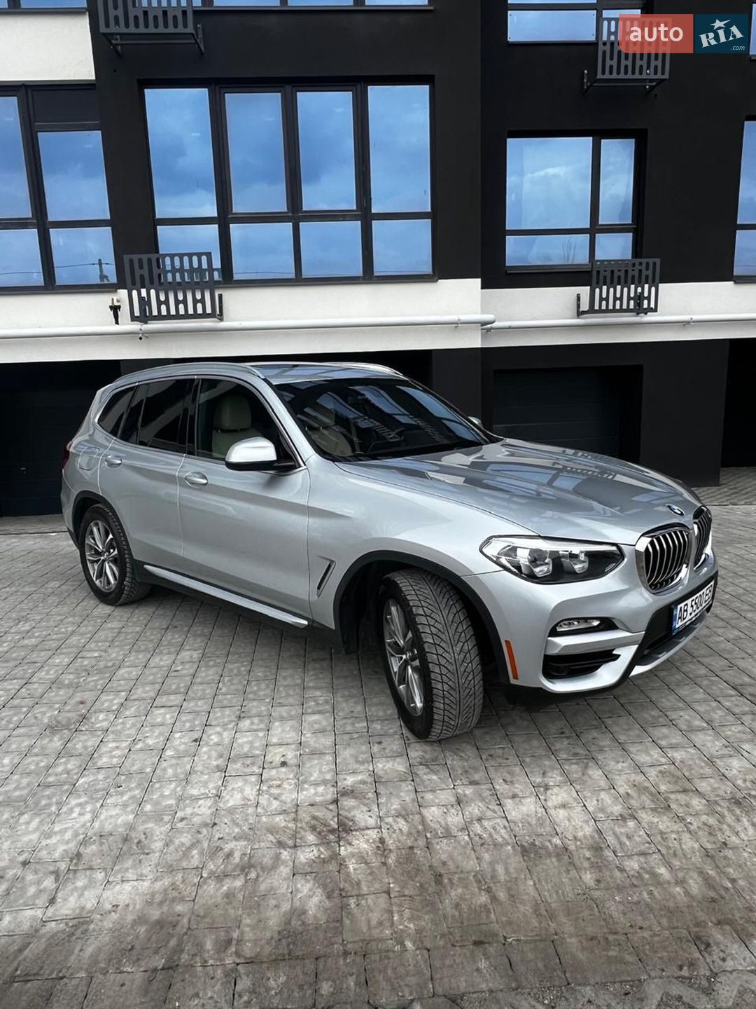 BMW X3 2019 VIN 5UXTR7C51KLR50578 фото оголошення 11 з 39