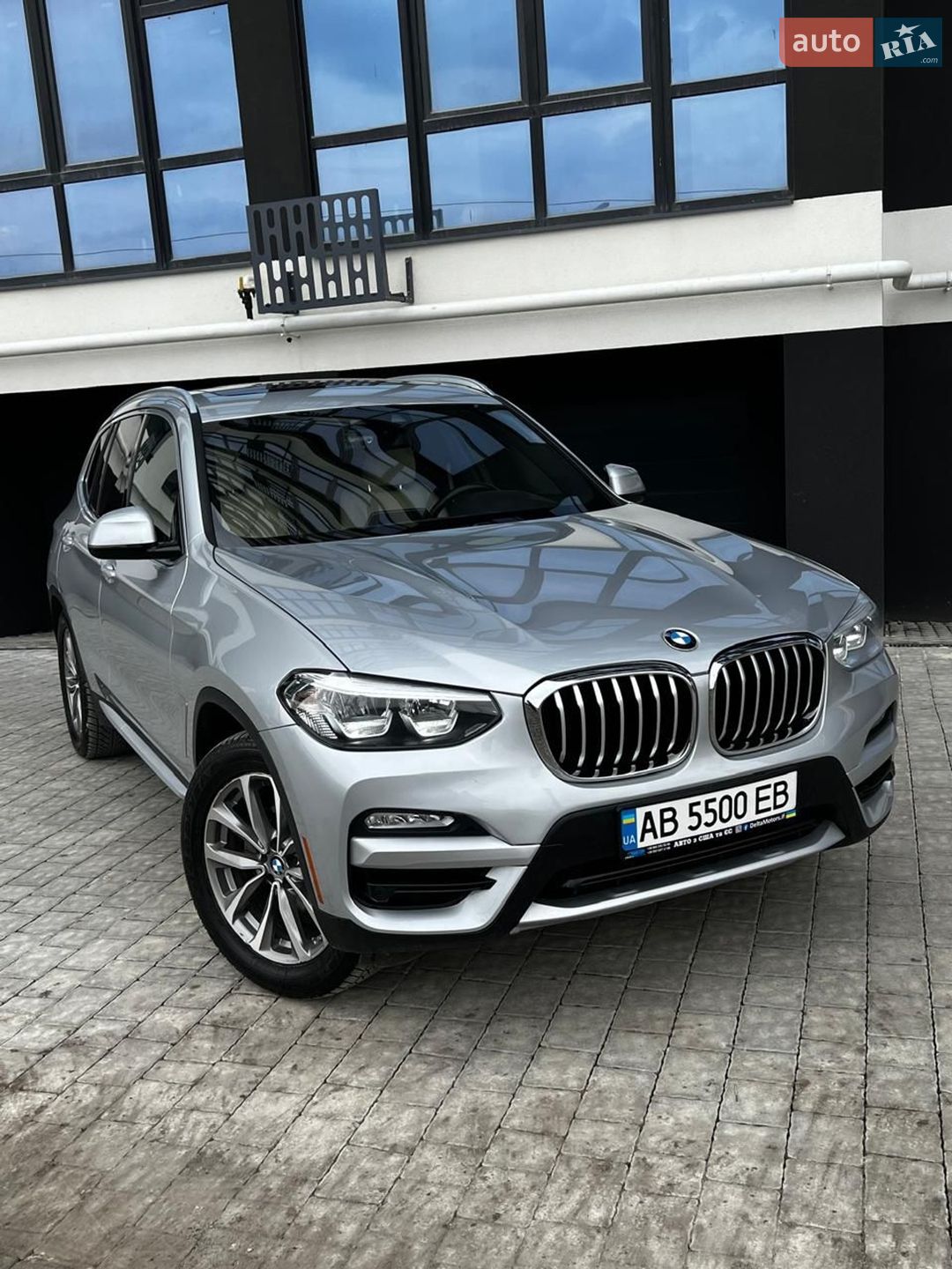 BMW X3 2019 VIN 5UXTR7C51KLR50578 фото оголошення 14 з 39