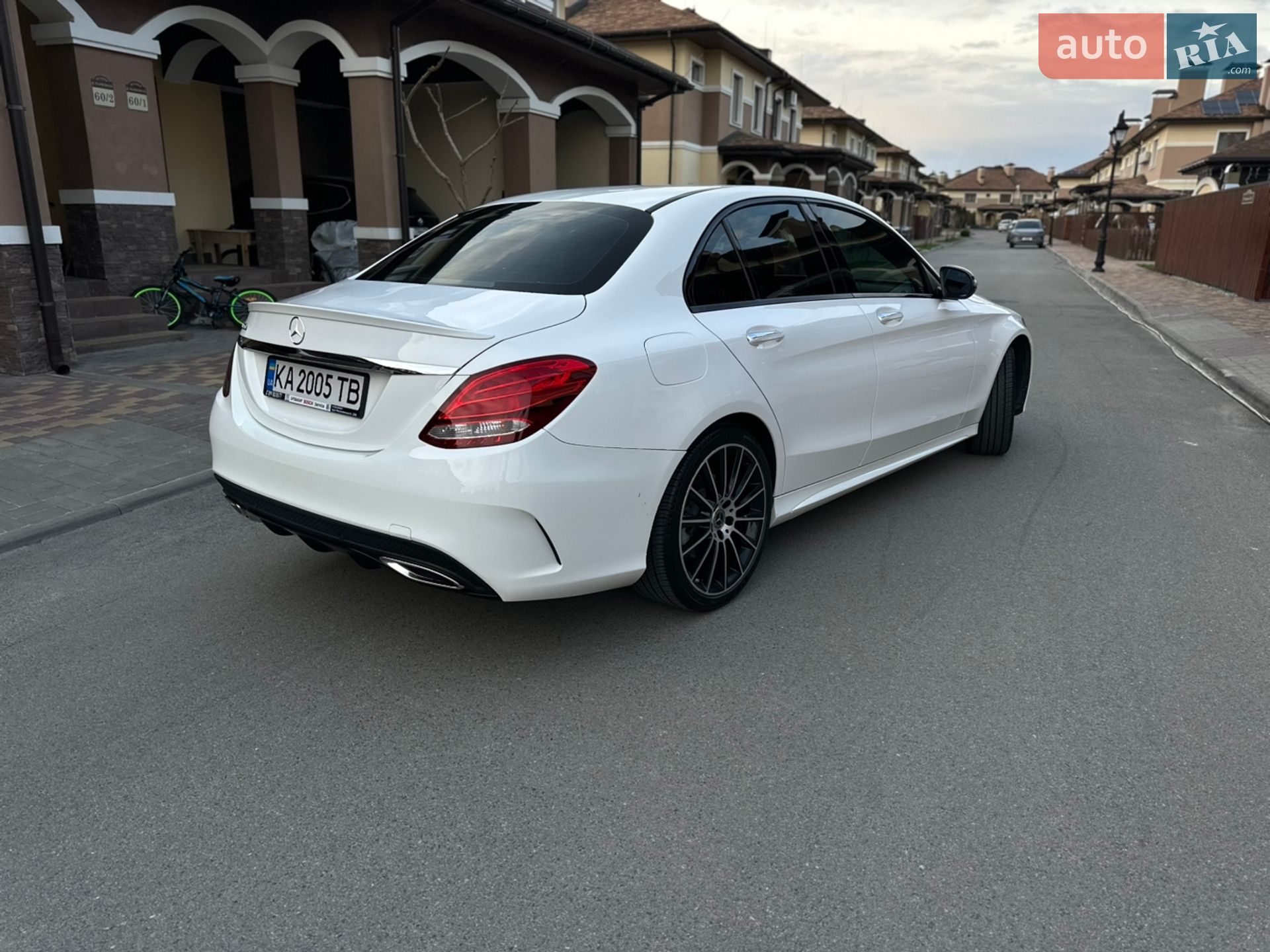 Mercedes-Benz C-Class 2018 VIN 55SWF4JB0JU265017 фото оголошення 8 з 45