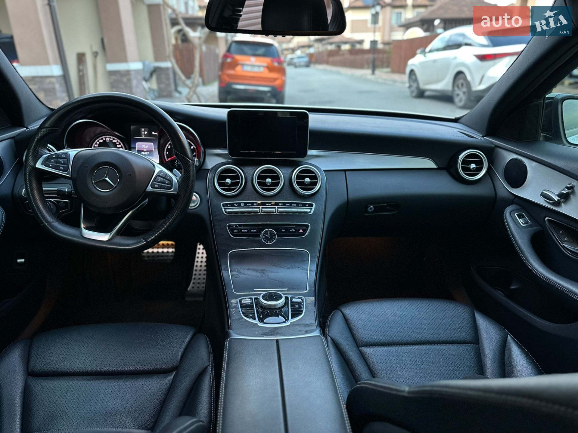 Mercedes-Benz C-Class 2018 VIN 55SWF4JB0JU265017 фото оголошення 27 з 45