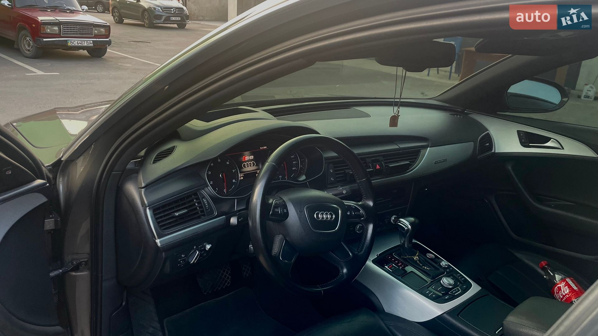 Audi A6 2012 VIN WAUJGAFC9CN175536 фото оголошення 4 з 10