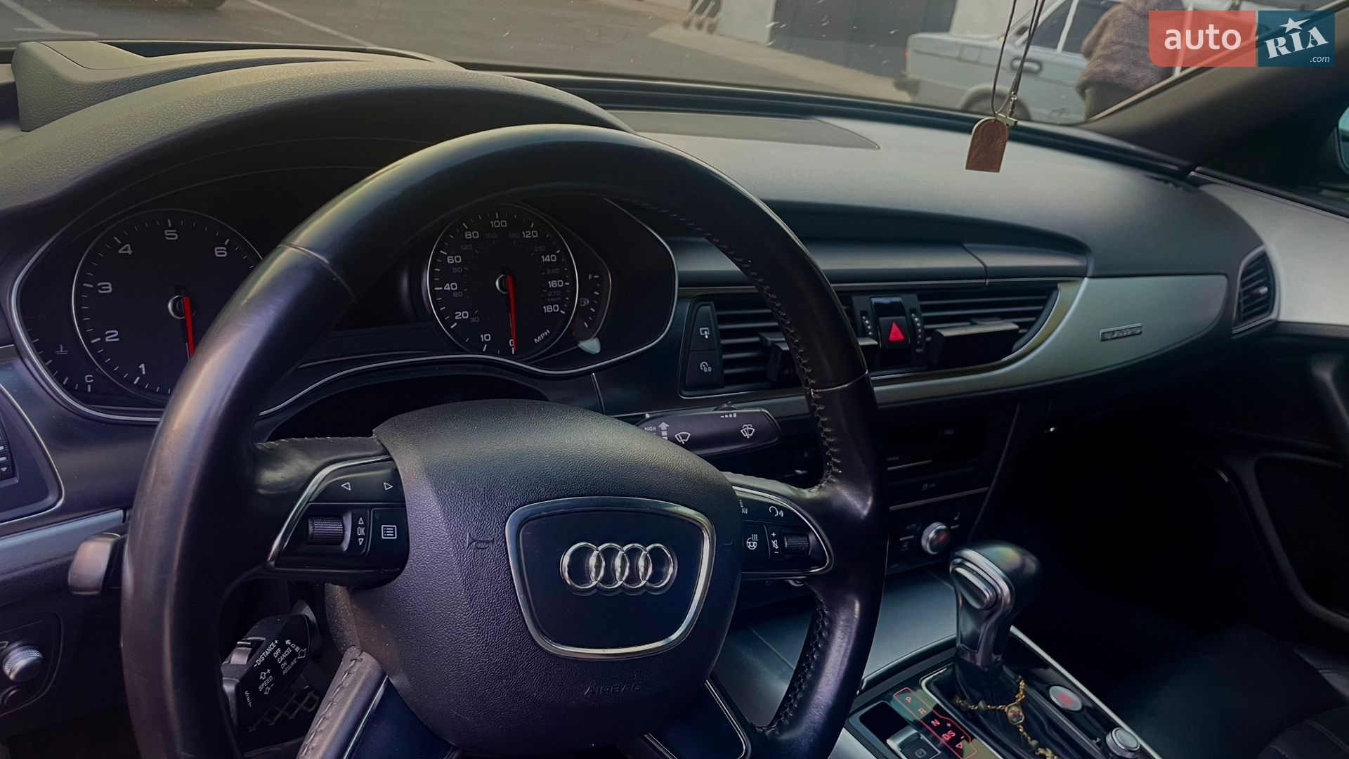Audi A6 2012 VIN WAUJGAFC9CN175536 фото оголошення 10 з 10
