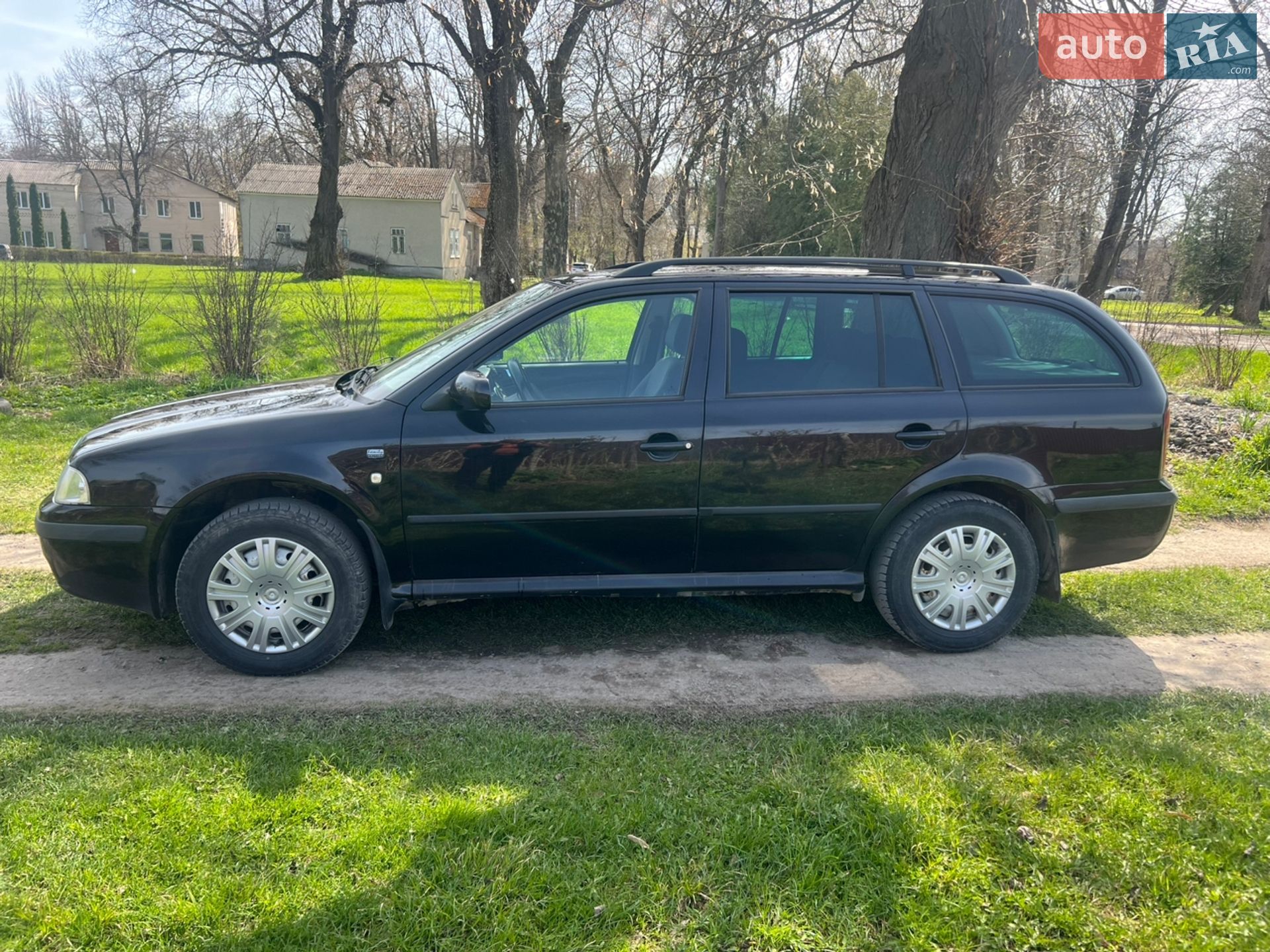 Skoda Octavia 2002 VIN TMBHX21U932722958 фото оголошення 3 з 18