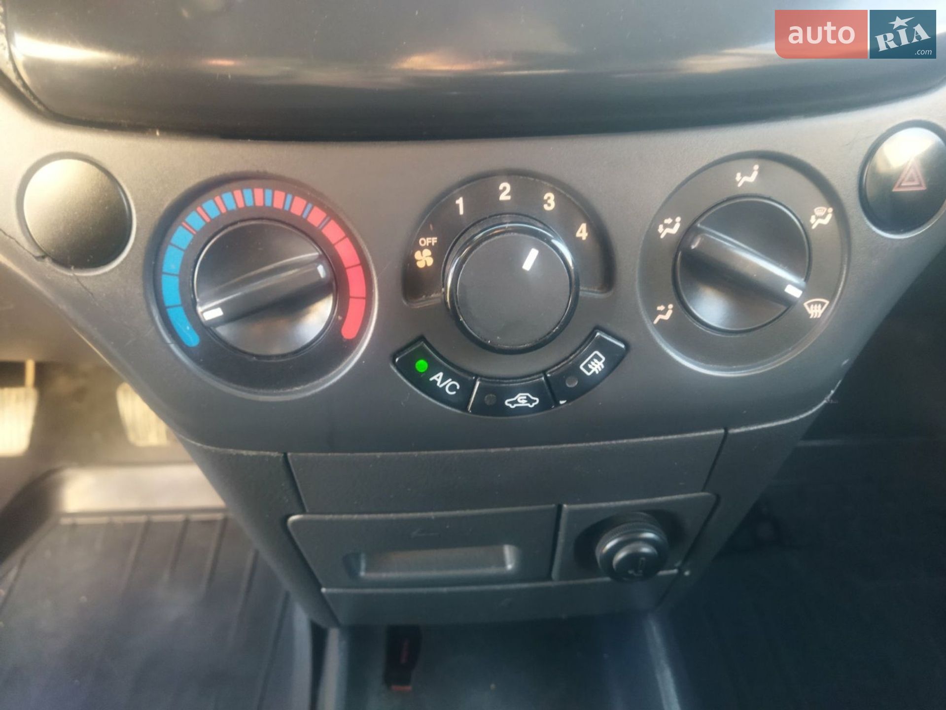 Chevrolet Aveo 2006 VIN Y6DSF69YE7B059121 фото оголошення 16 з 27
