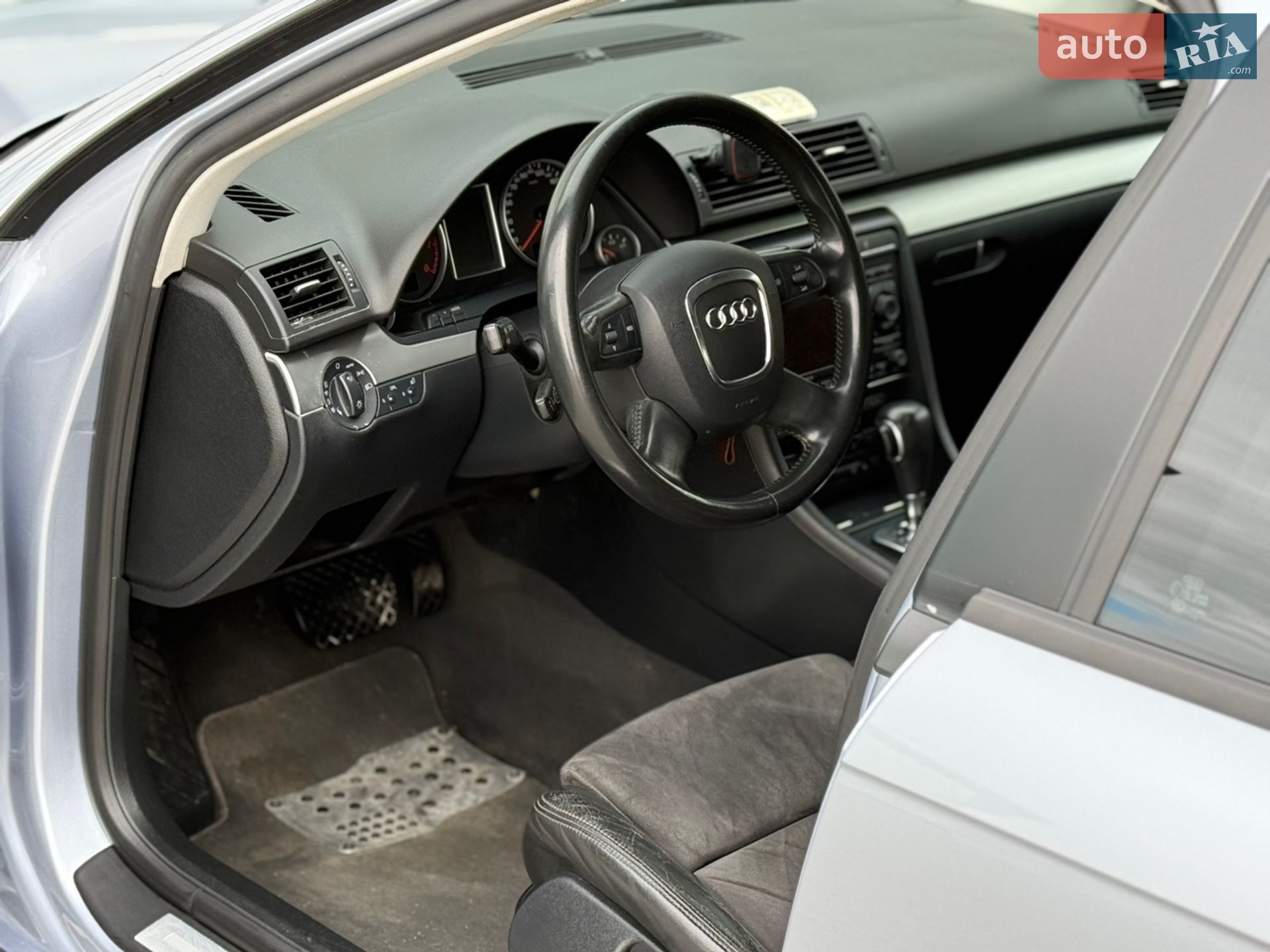 Audi A4 2006 VIN WAUZZZ8E87A085284 фото оголошення 10 з 19