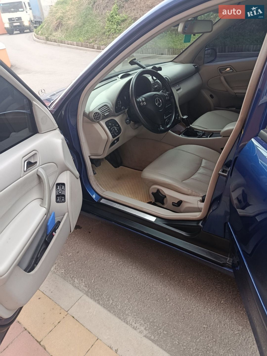 Mercedes-Benz C-Class 2007 VIN WDB2032081F937972 фото оголошення 16 з 35