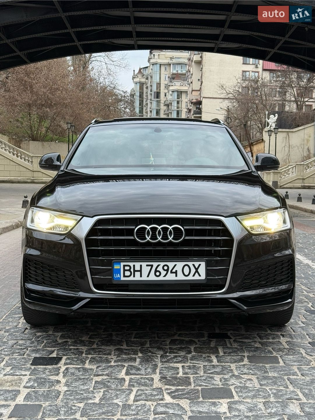 Audi Q3 2017 VIN WA1BCCFS1JR020033 фото оголошення 2 з 8