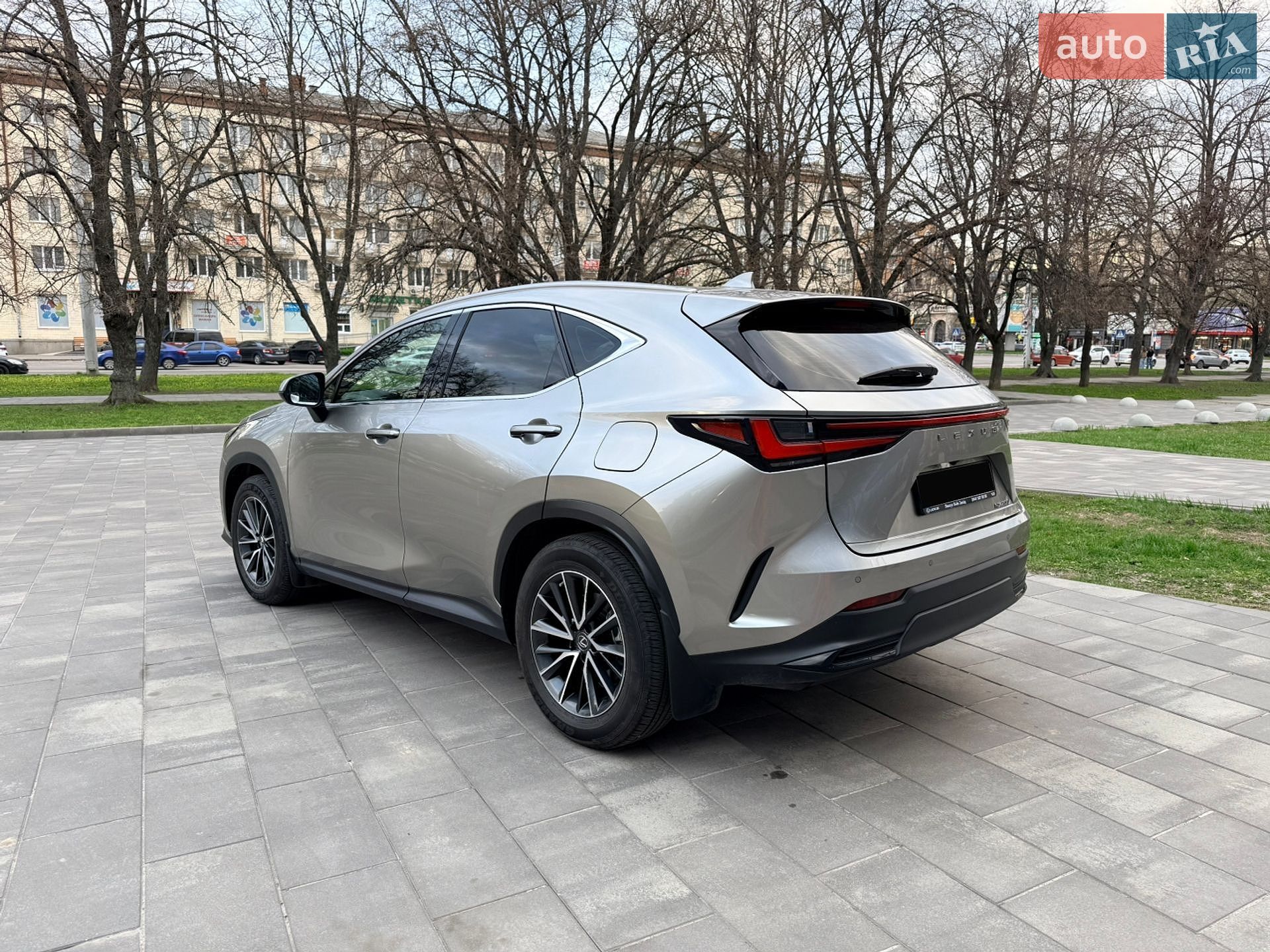 Lexus NX 2022 VIN JTJCFBAZ402001805 фото оголошення 12 з 40