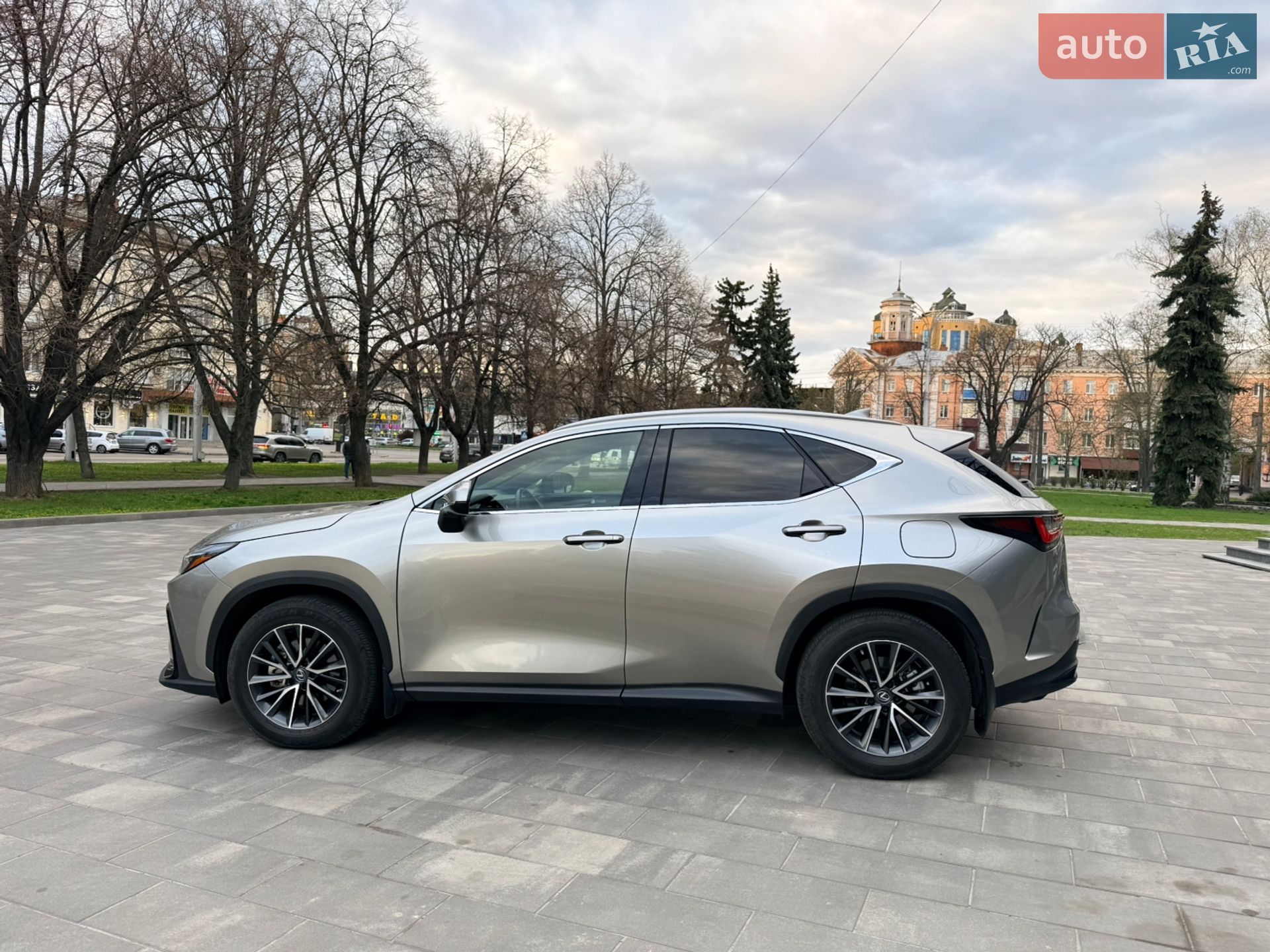 Lexus NX 2022 VIN JTJCFBAZ402001805 фото оголошення 6 з 40