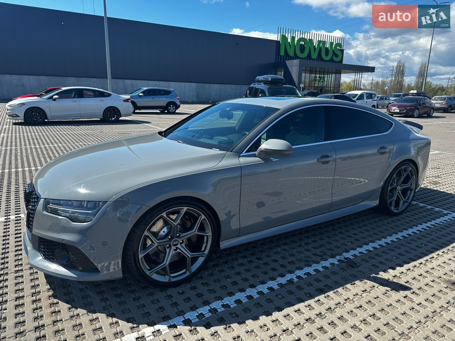 Audi RS7 Sportback 2016 VIN WUAW2AFC5GN904924 фото оголошення 13 з 74